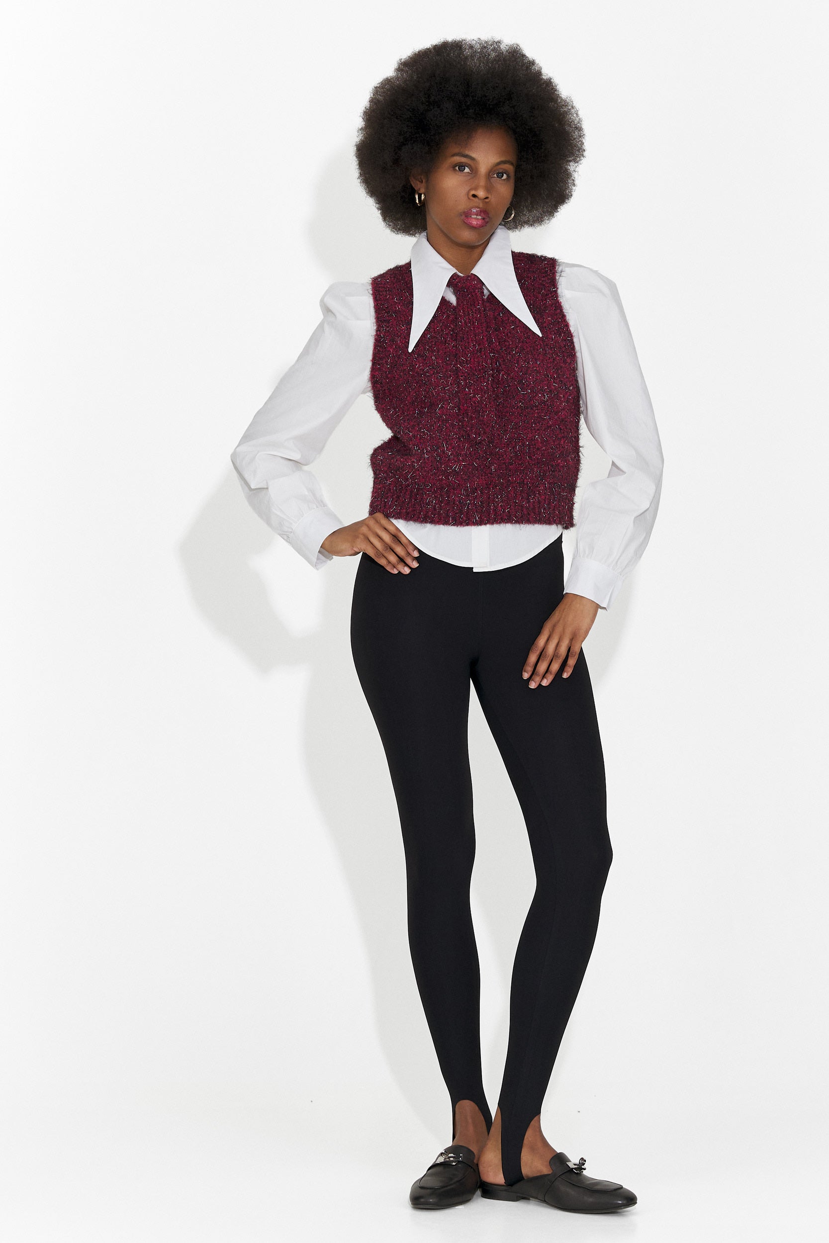 Set 3 piese camasa + vesta + cravata visiniu Izaura Bogas