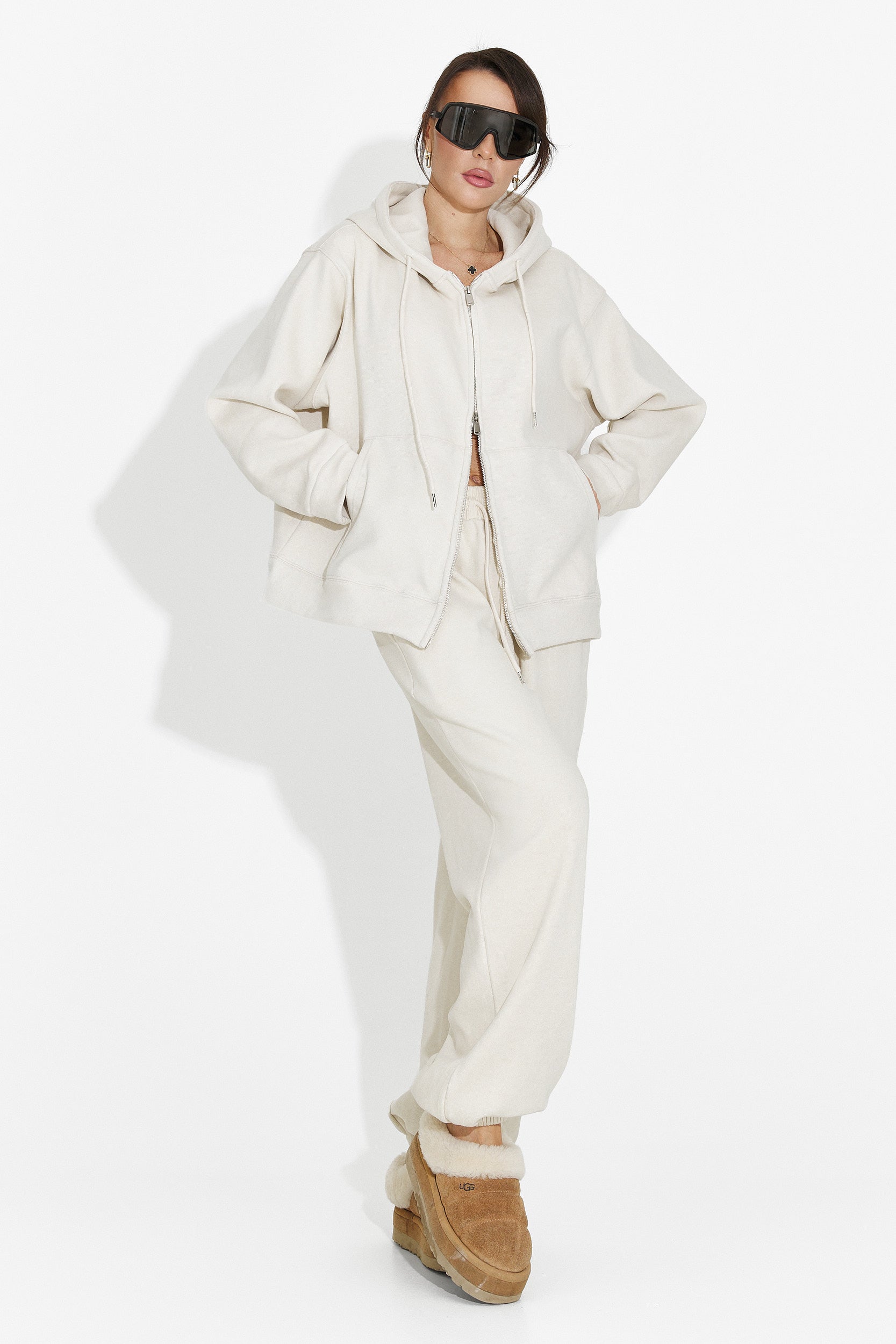 Women's casual beige tracksuit Chester Bogas