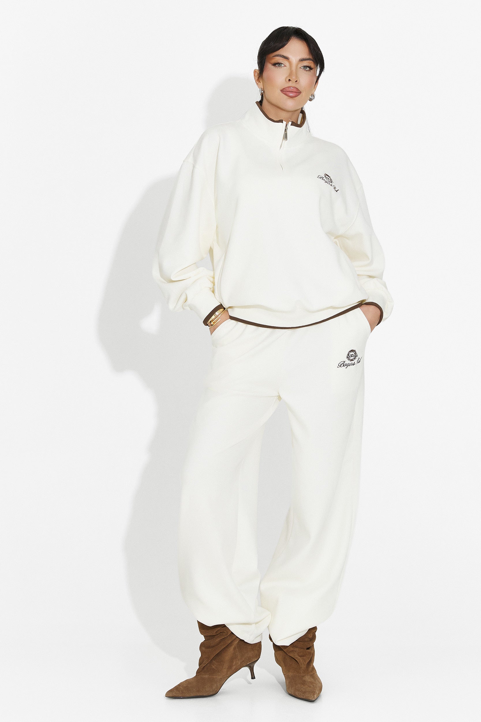 Trening dama casual bej Vilma Bogas