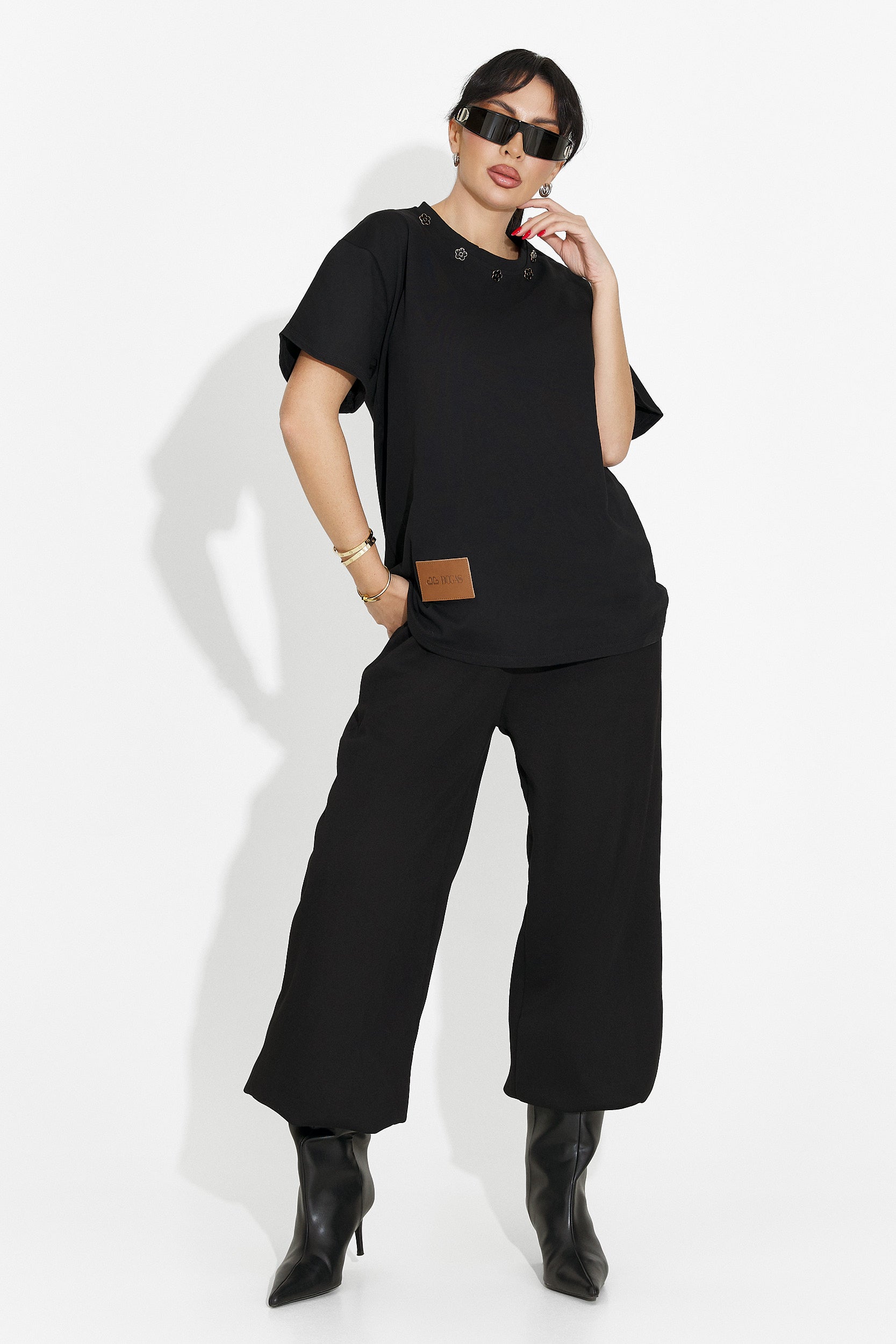 Women's casual black t-shirt Arilea Bogas