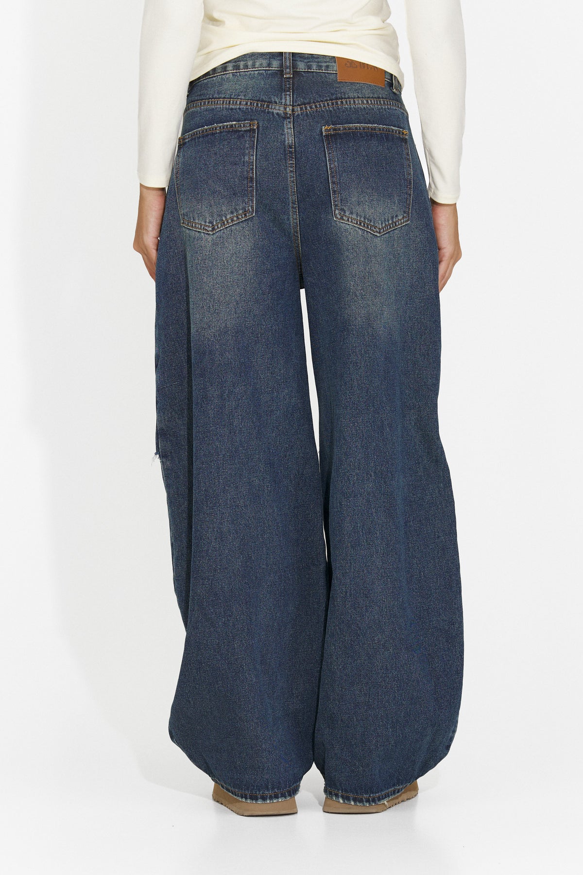 Blugi casual albastri Huzeina Bogas, imaginea 2 din 7