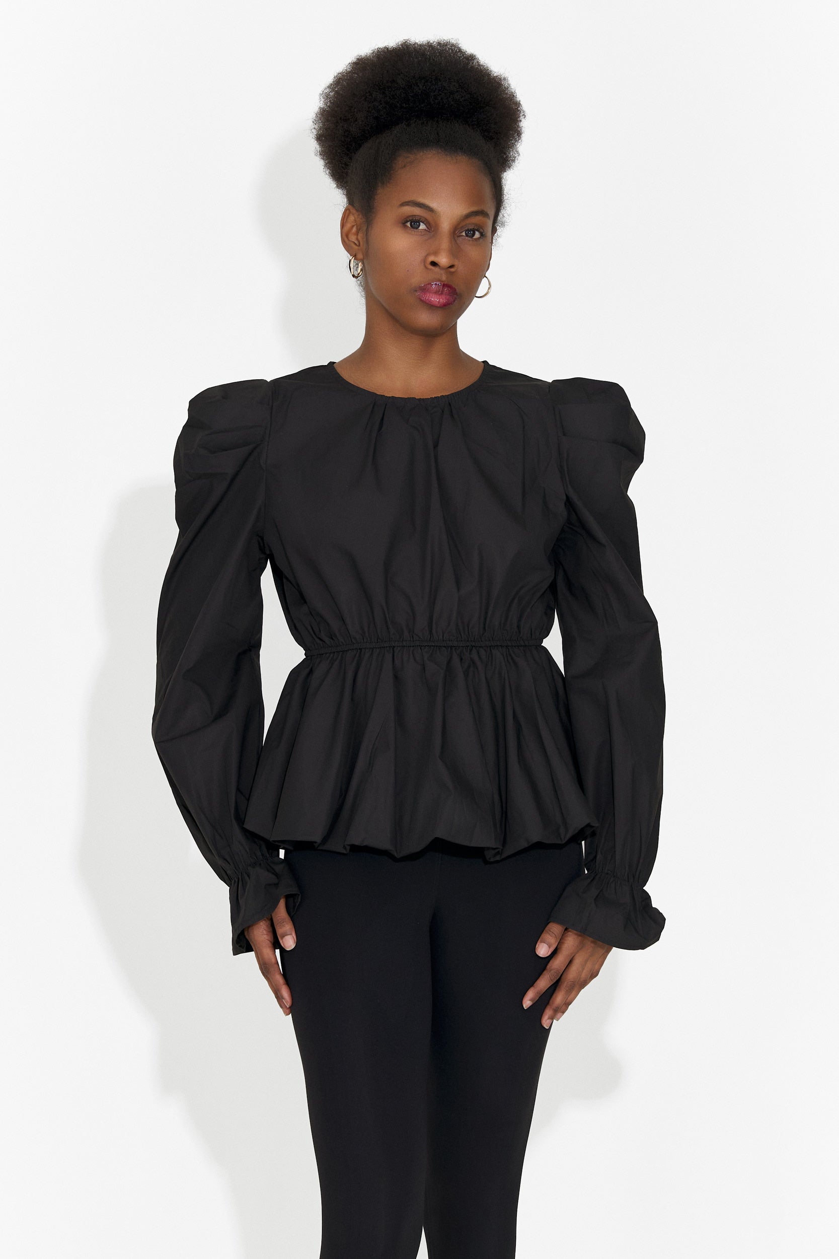 Camasa dama eleganta neagra Lindalia Bogas