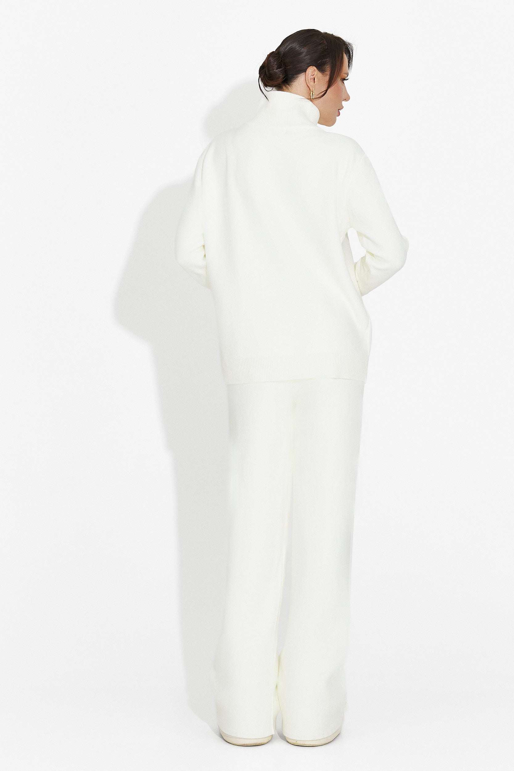 Compleu cu pantaloni crem Lebrisa Bogas