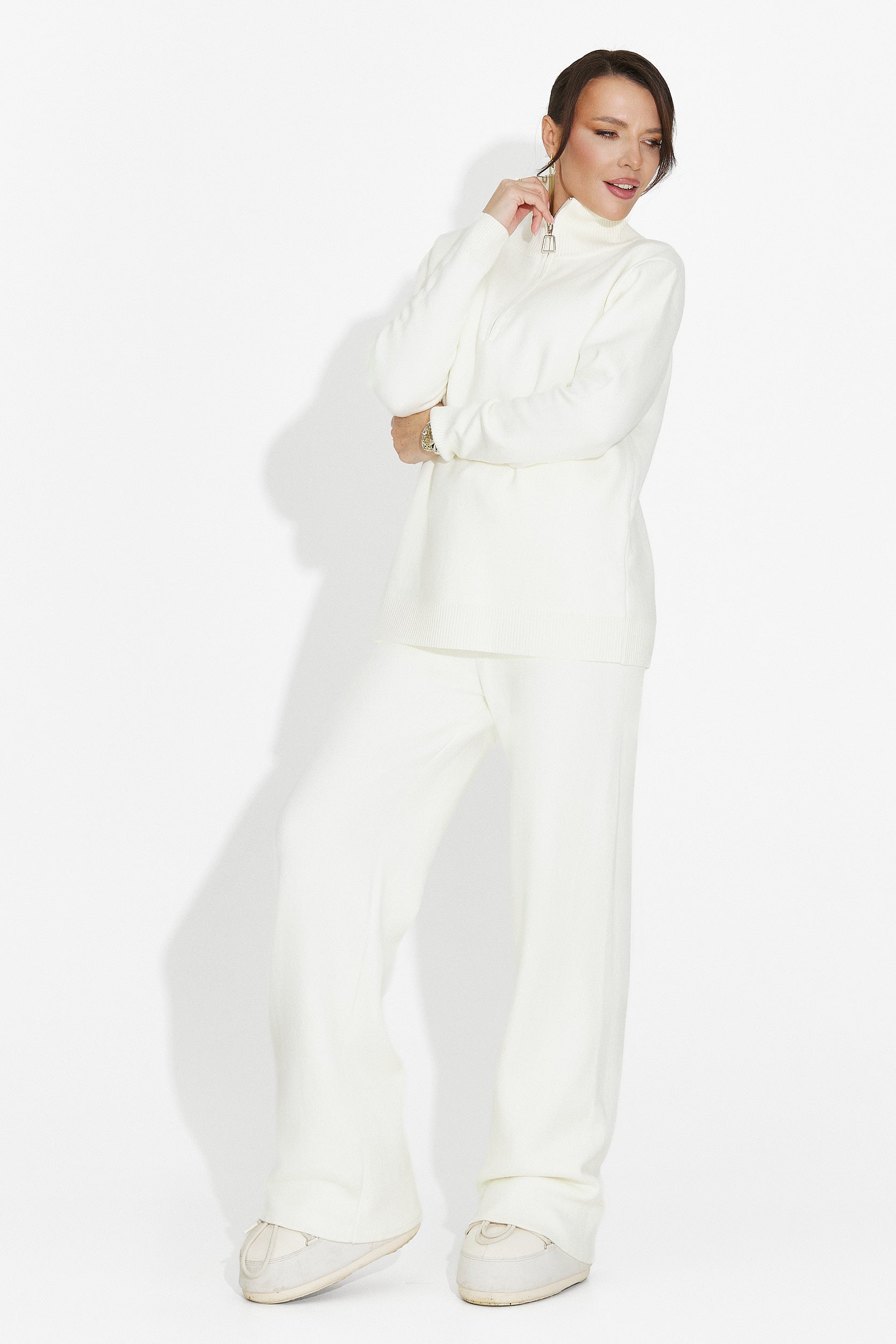 Compleu cu pantaloni crem Lebrisa Bogas