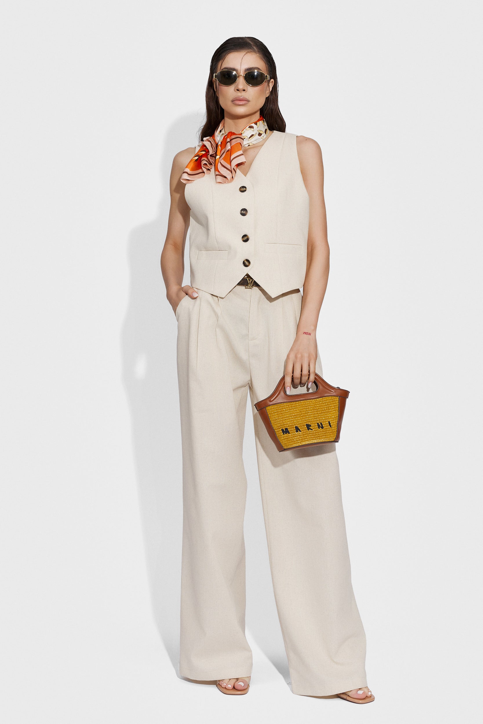 Compleu cu pantaloni dama casual bej Velasy Bogas