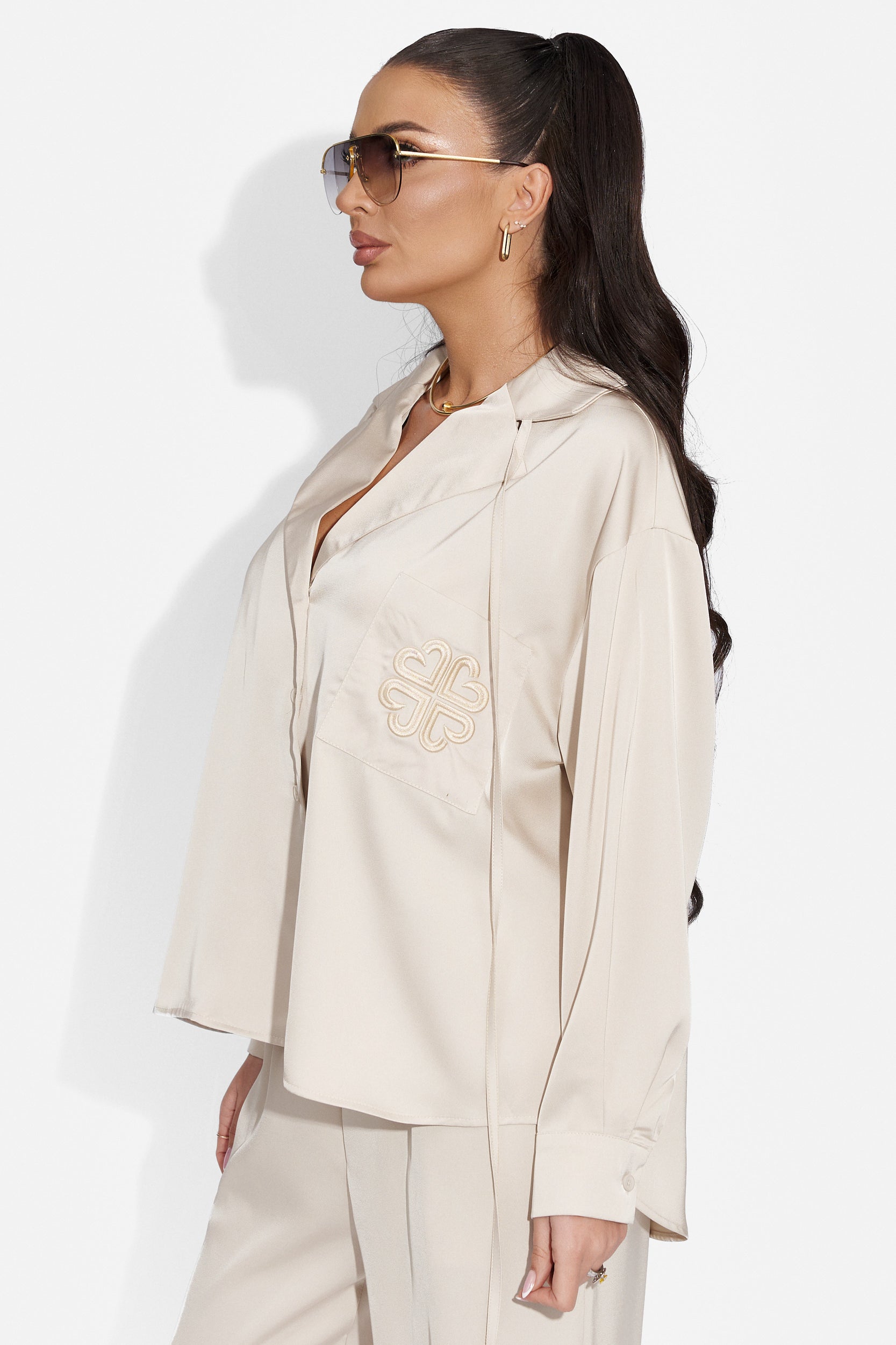 Compleu cu pantaloni elegant bej Plopys Bogas
