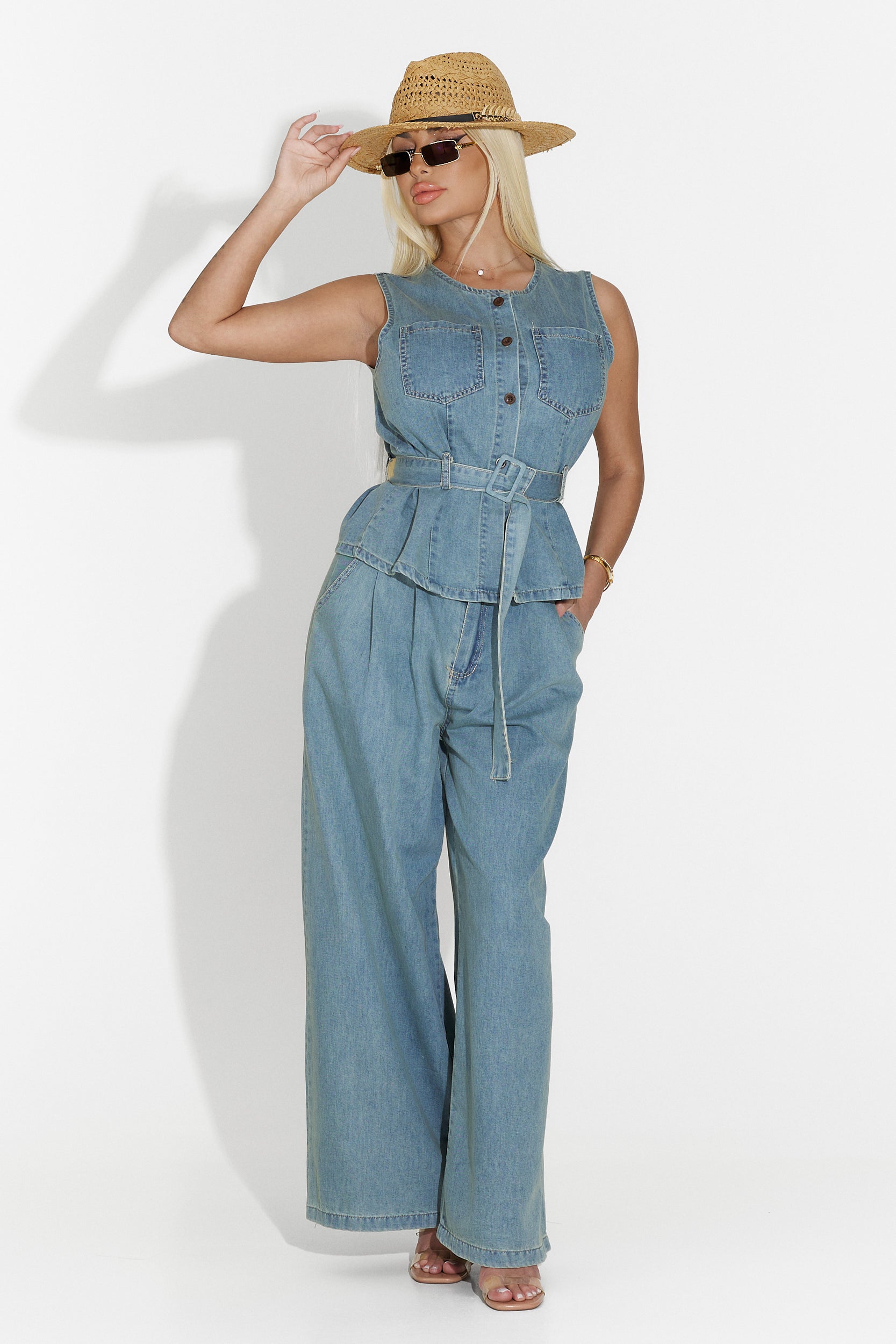 Suit with long blue pants Kindra Bogas