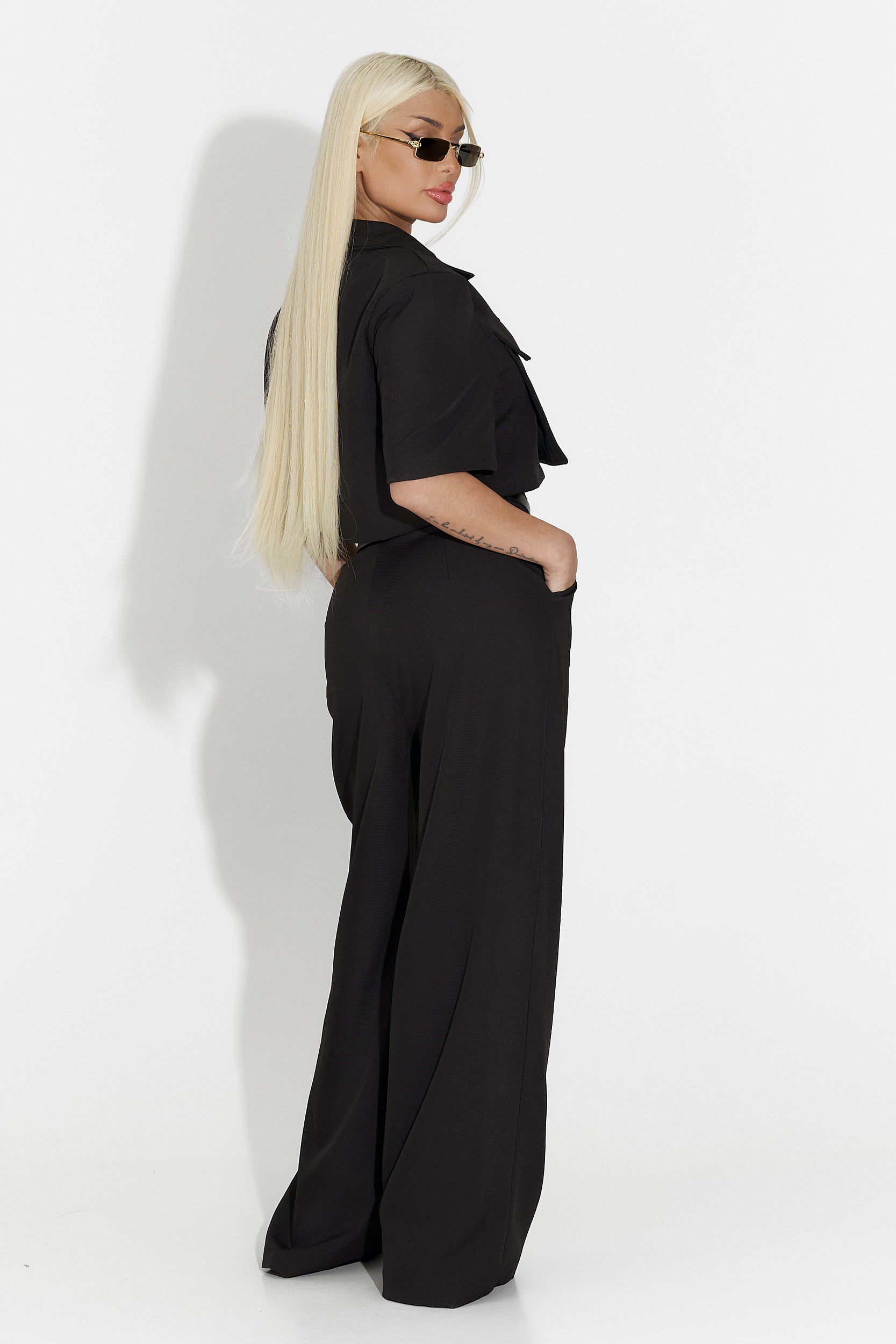 Compleu cu pantaloni negru Datania Bogas