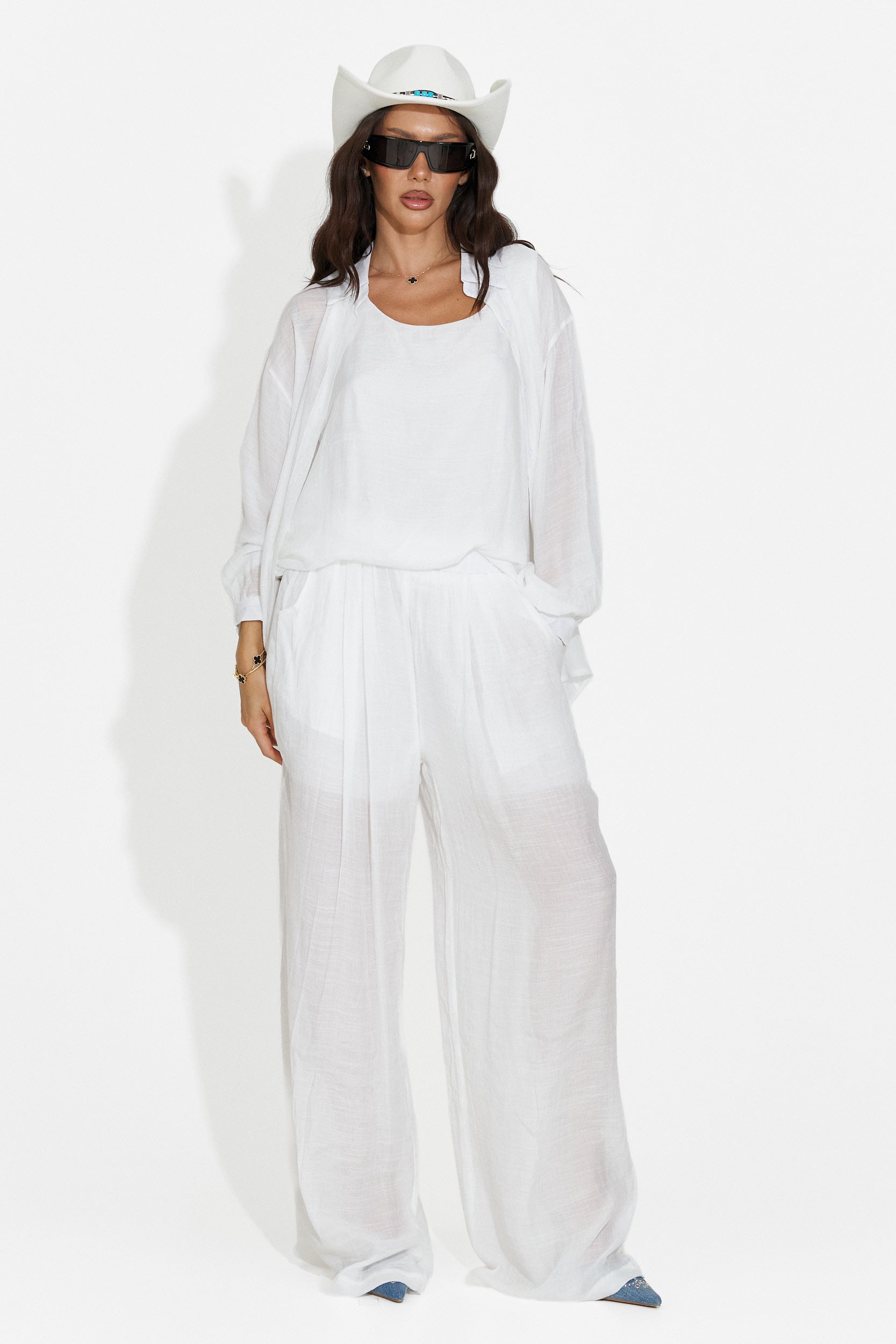 Compleu dama camasa + pantaloni + maiou alb Mivya Bogas