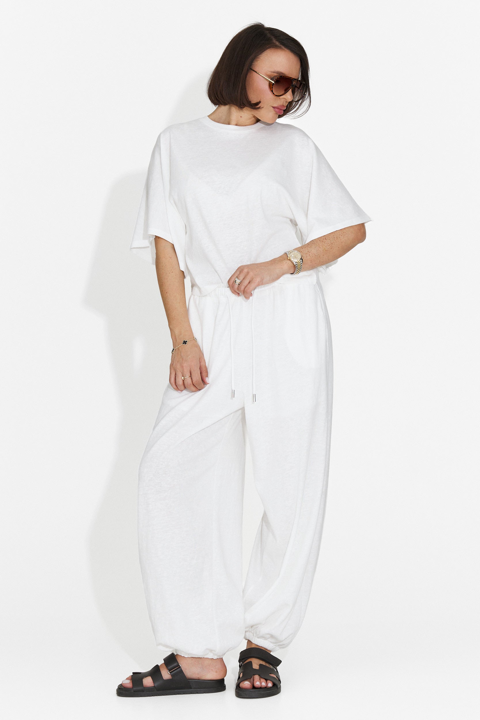 Compleu dama cu pantaloni alb Bedya Bogas
