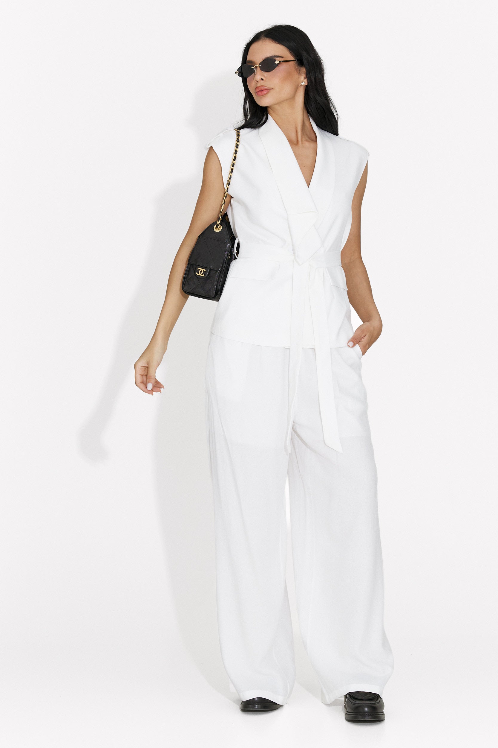 Compleu dama cu pantaloni alb Begonia Bogas