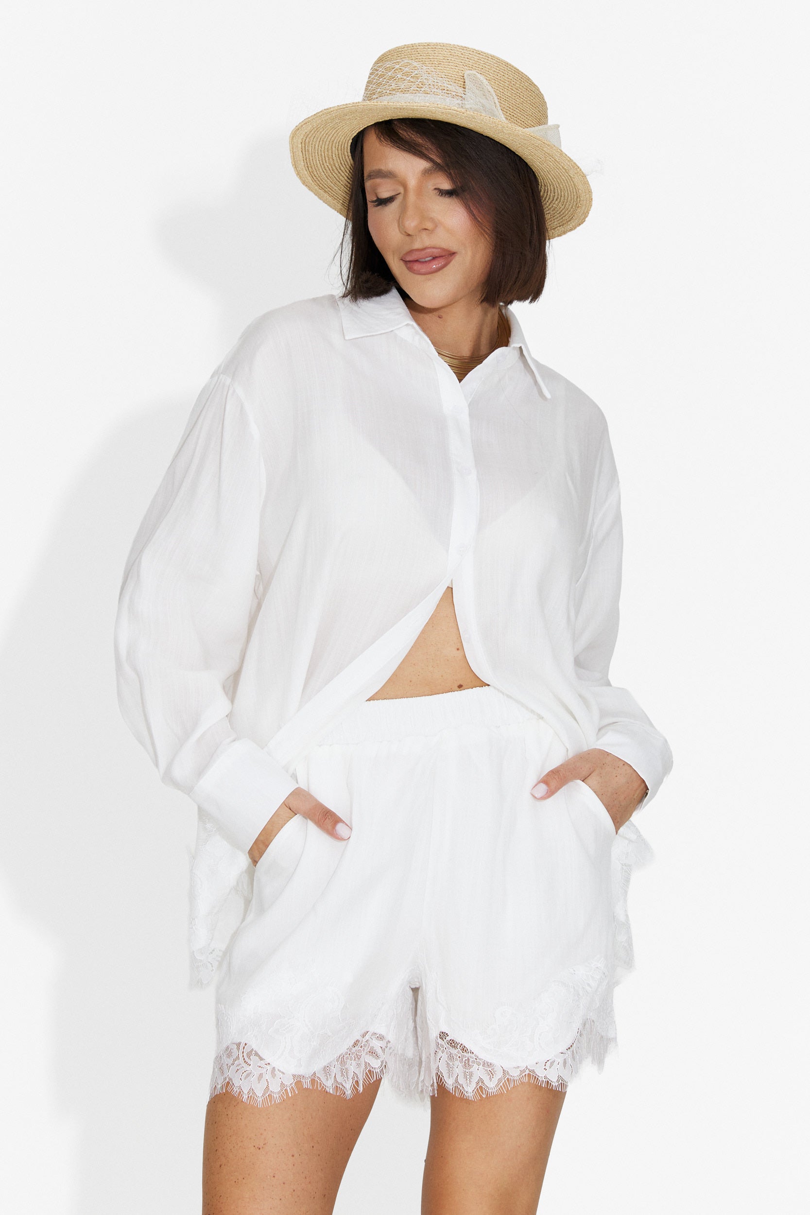 Compleu dama cu pantaloni alb Nabasha Bogas