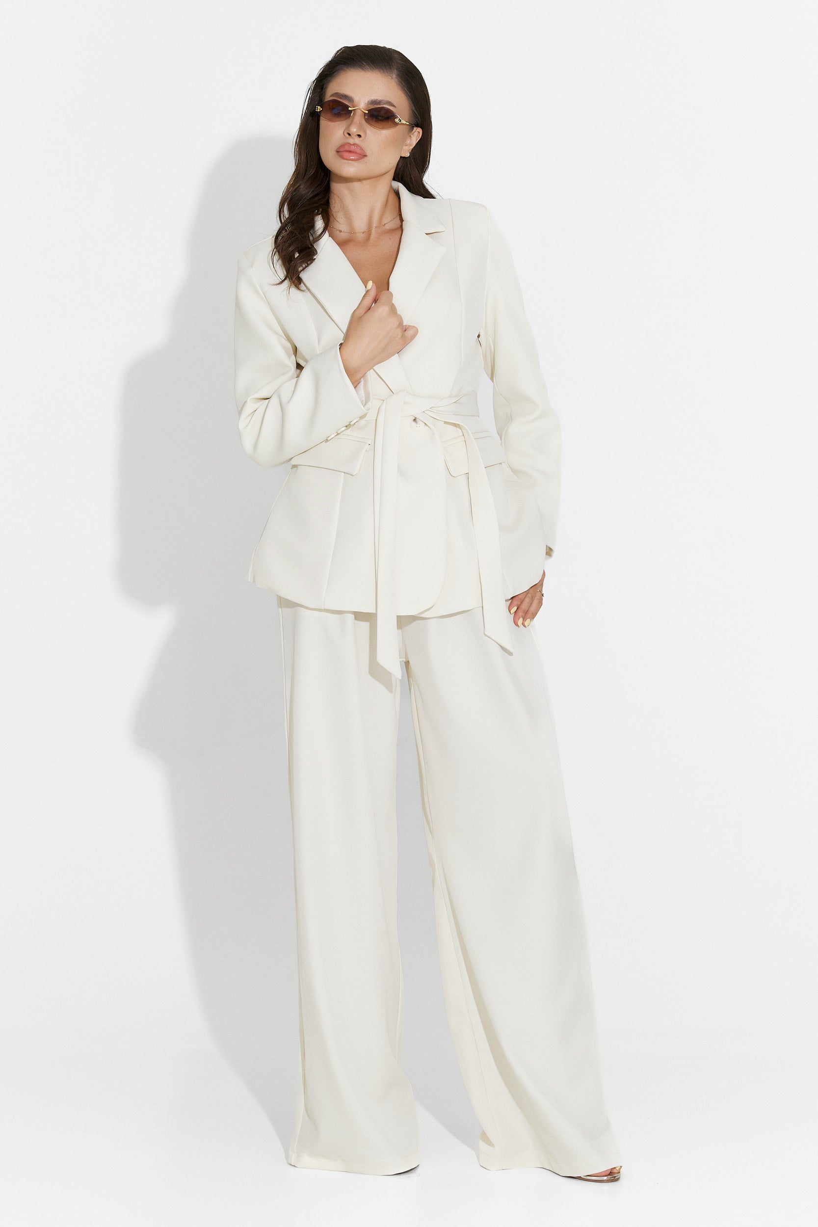 Women's suit with beige pants Aydena Bogas