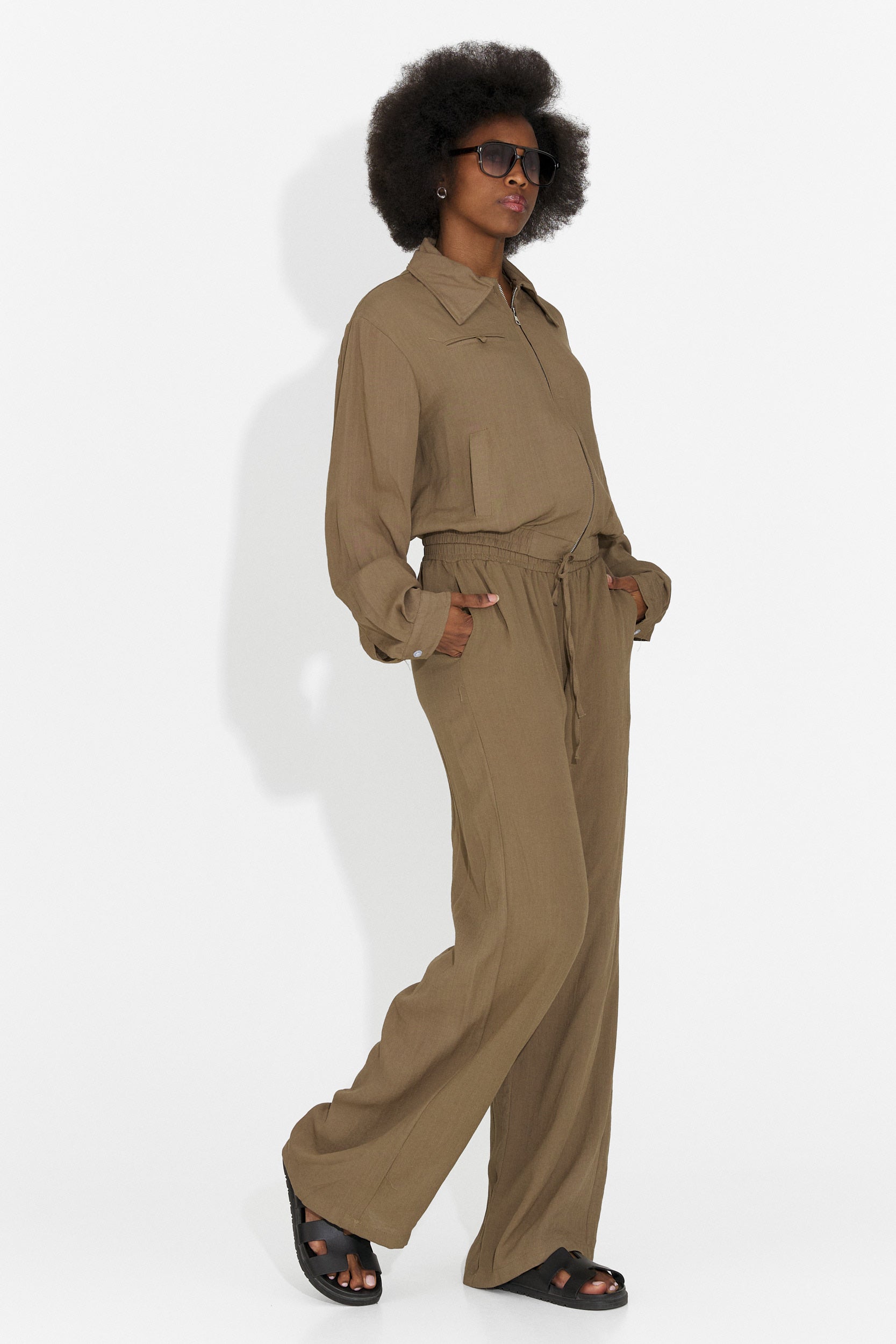 Compleu dama cu pantaloni maro Tulip Bogas