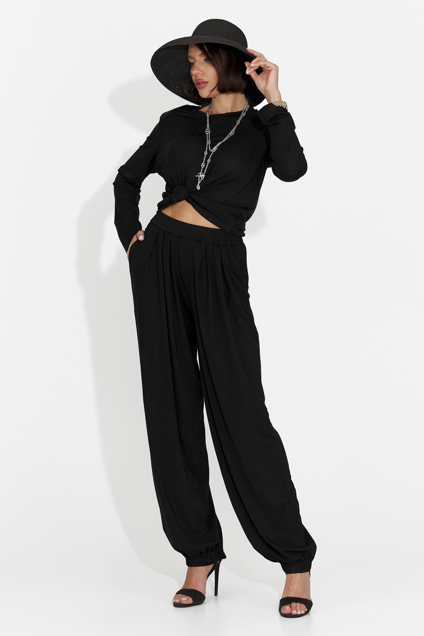 Compleu dama cu pantaloni negru Namay Bogas