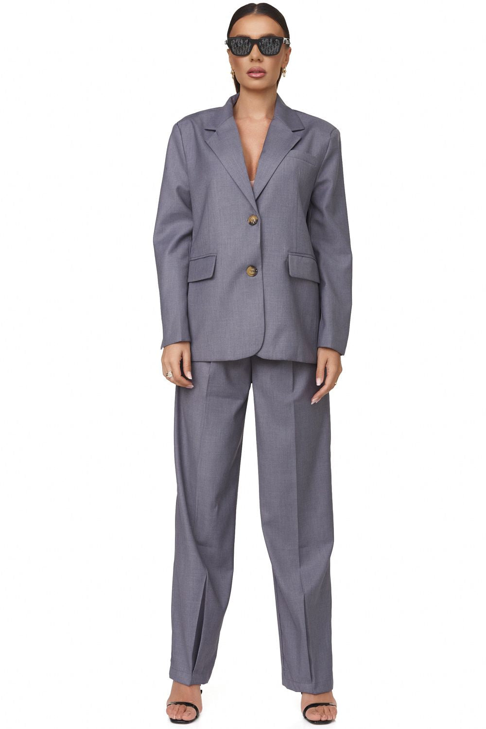 Elegant grey ladies suit Zalesia Bogas