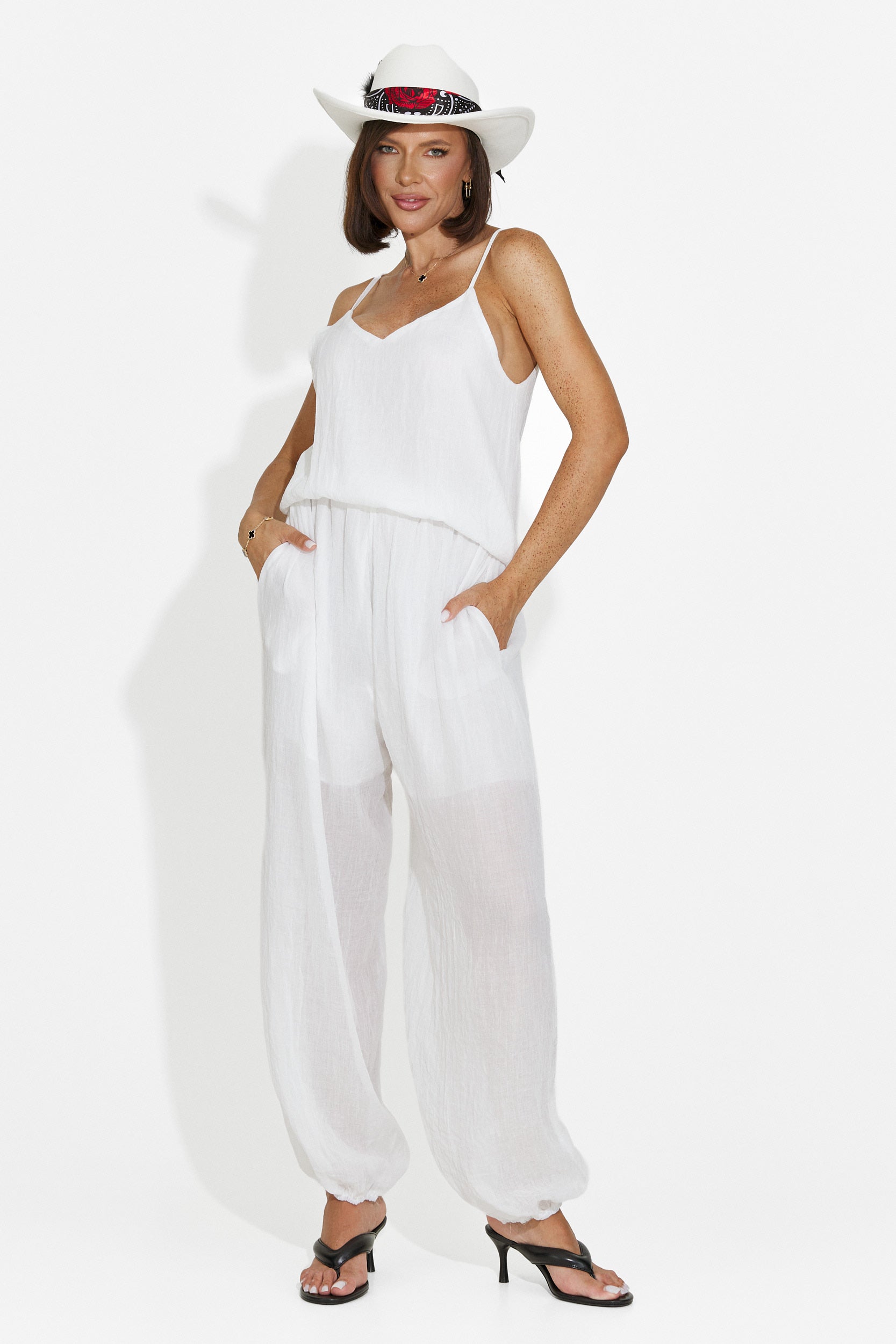 Compleu dama pantaloni + maiou + camasa alb Dariele Bogas