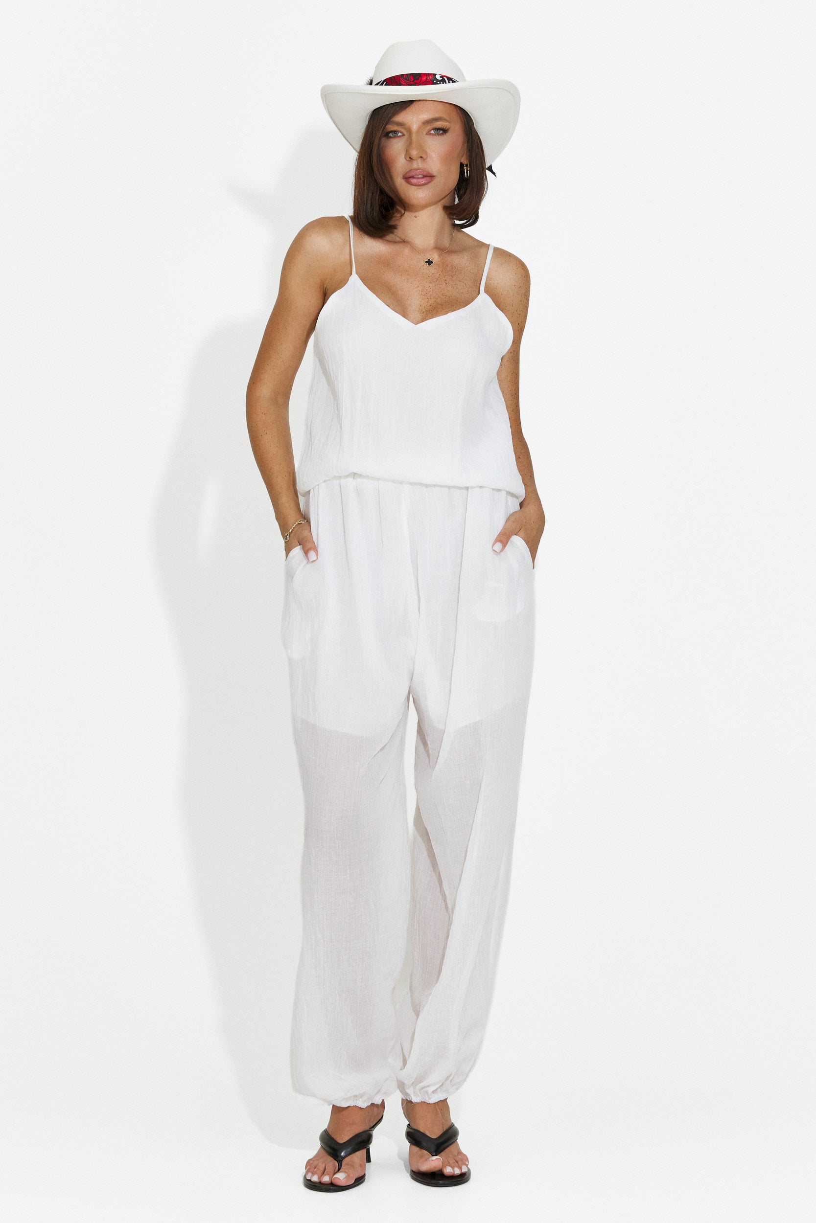 Compleu dama pantaloni + maiou + camasa alb Dariele Bogas