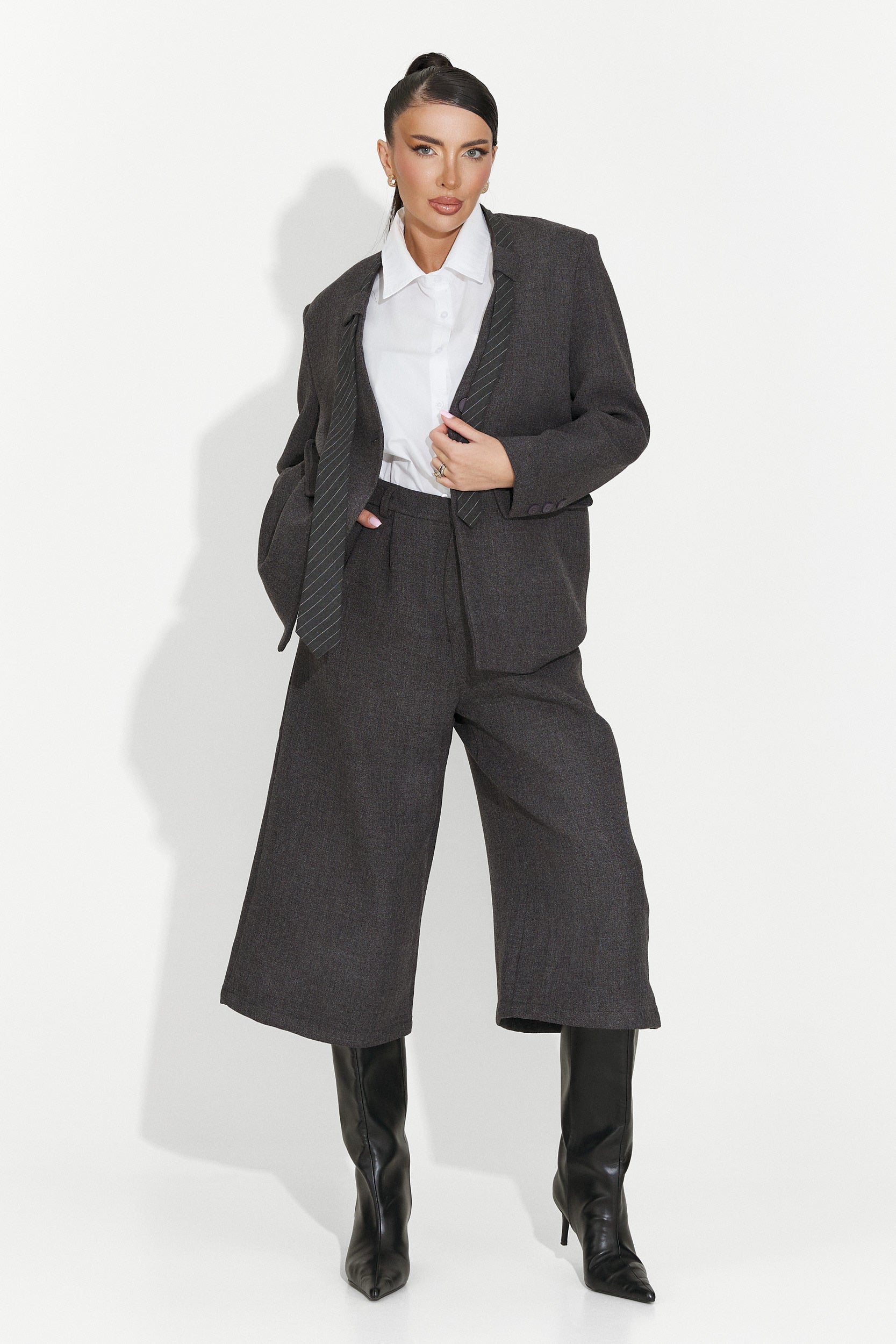 Women's suit pants + jacket + gray tie Astonia Bogas