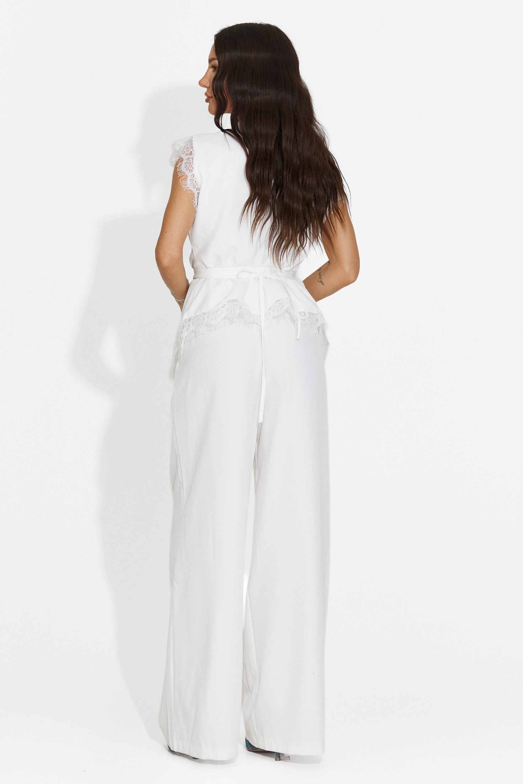 Compleu dama vesta + pantaloni alb Felania Bogas
