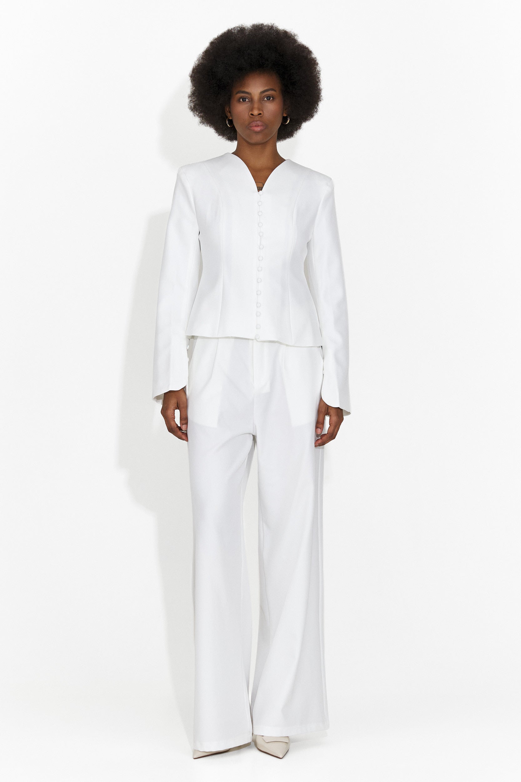 Costum cu pantaloni elegant alb Jayne Bogas
