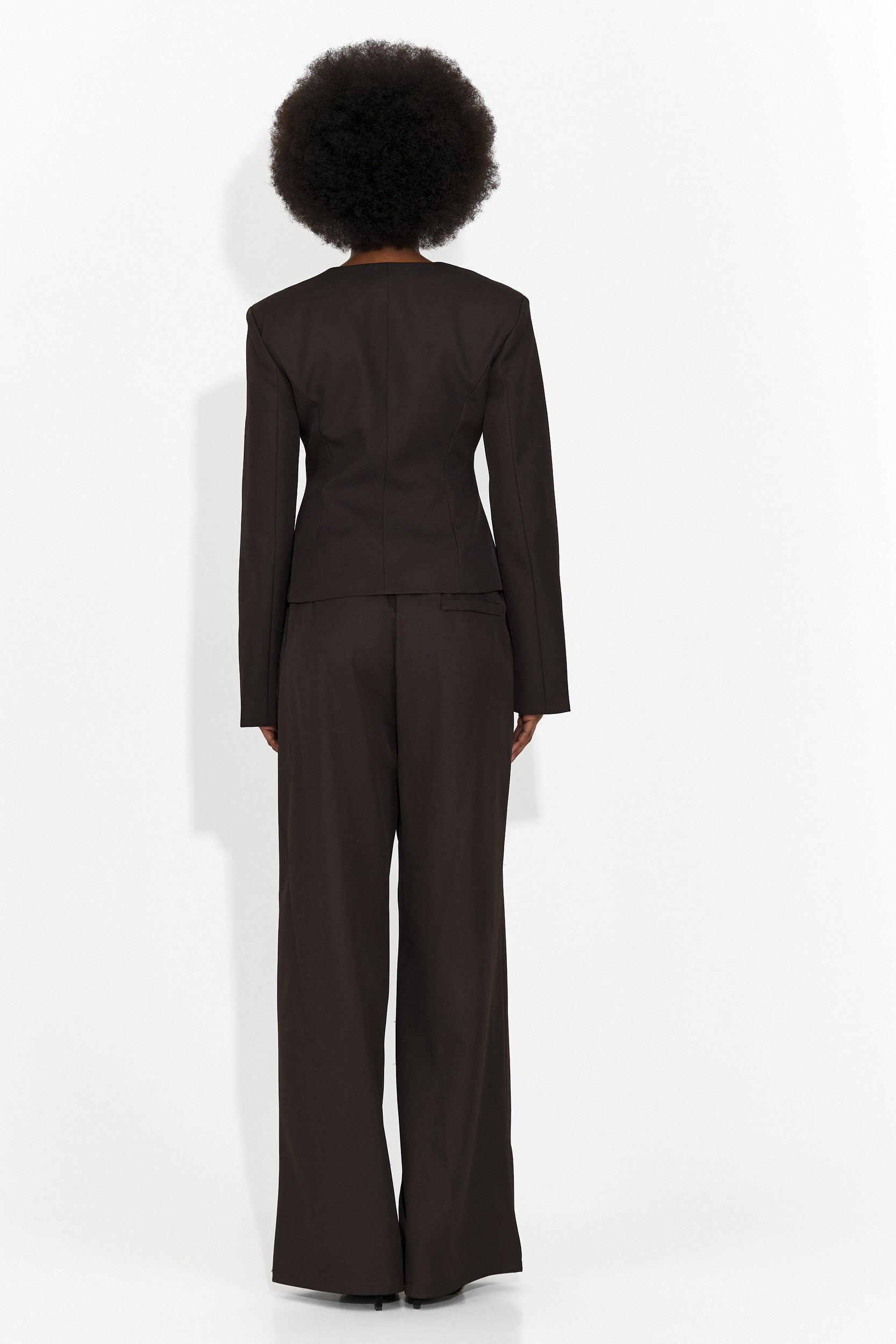 Costum cu pantaloni elegant negru Jayne Bogas