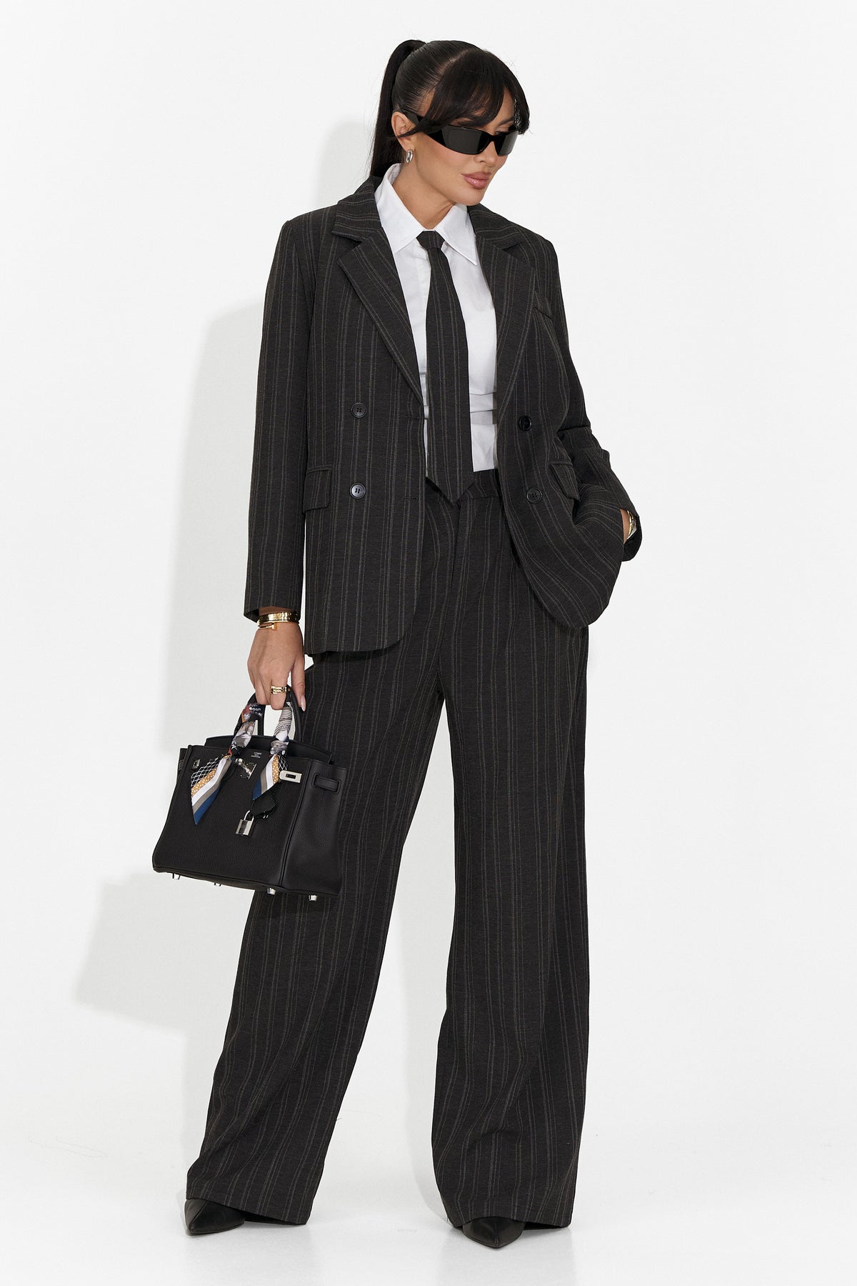 Costum dama 3 piese sacou + pantaloni + cravata negru Anhelica, imaginea 2 din 7