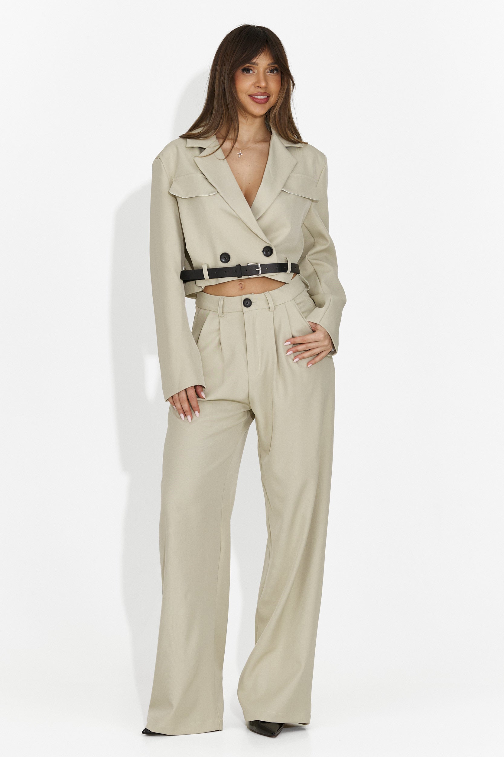 Costum dama elegant bej Esmara Bogas