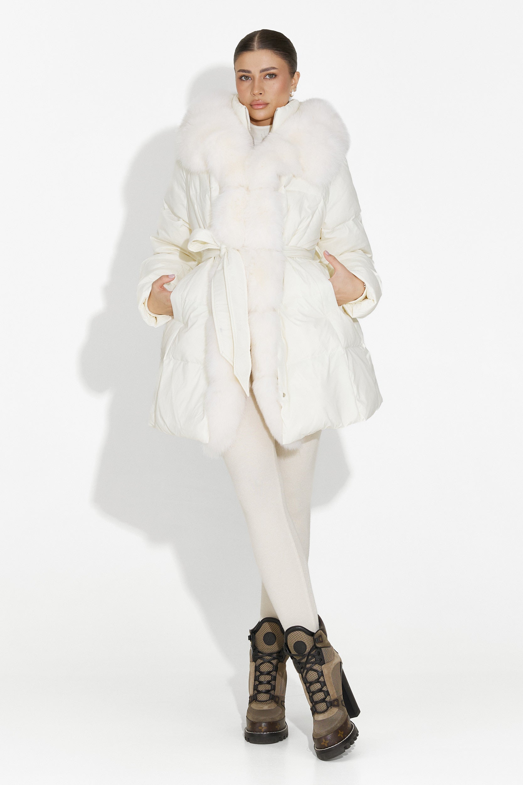 Geaca dama bej Neolia Bogas