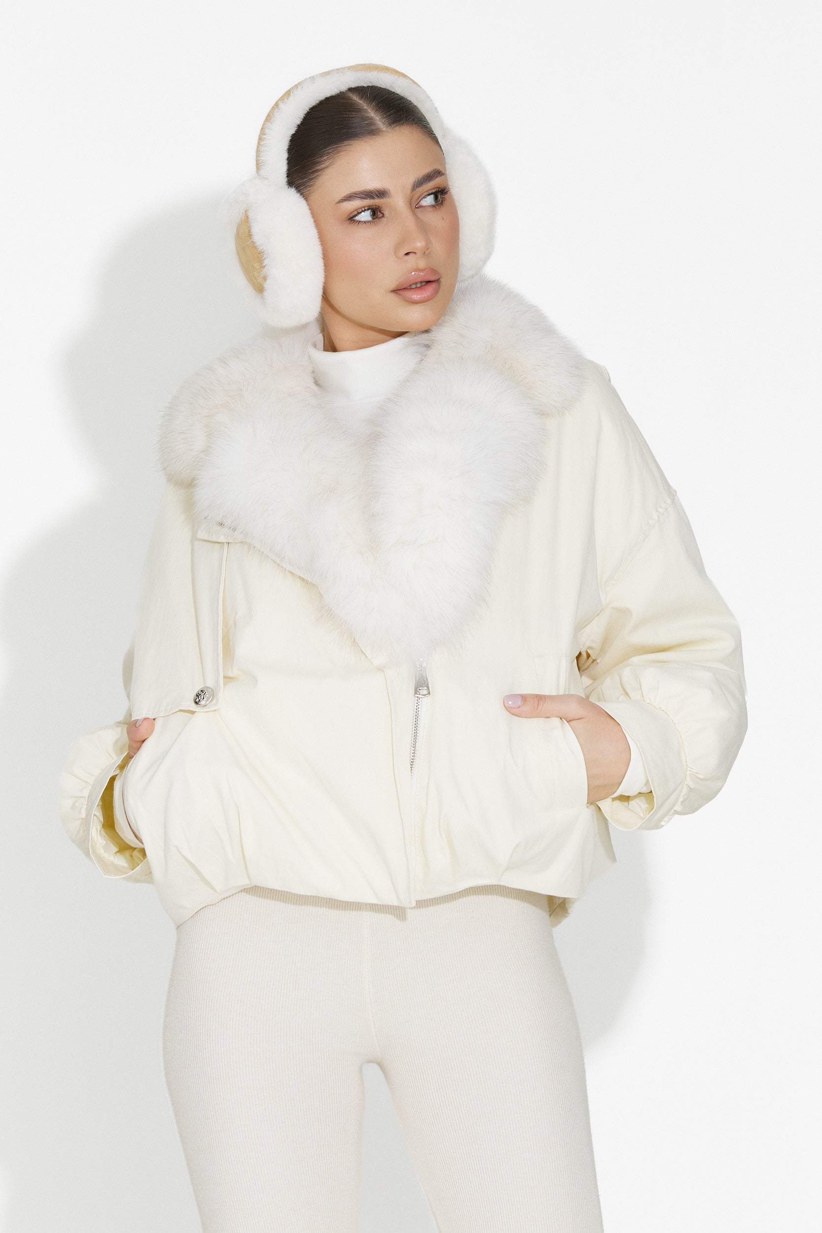 Geaca dama casual bej Eriora Bogas