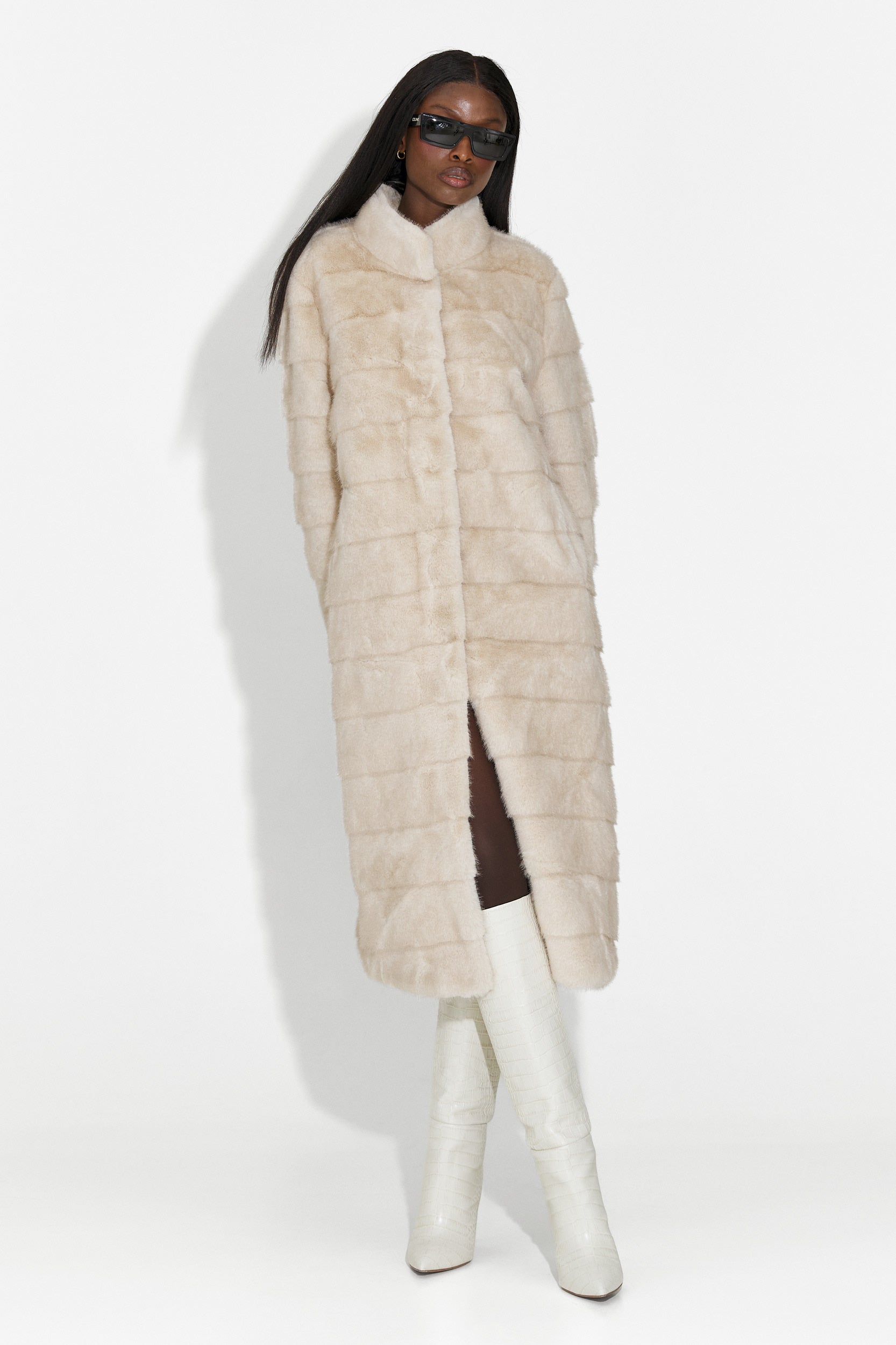 Elisea Bogas Beige Fur Coat