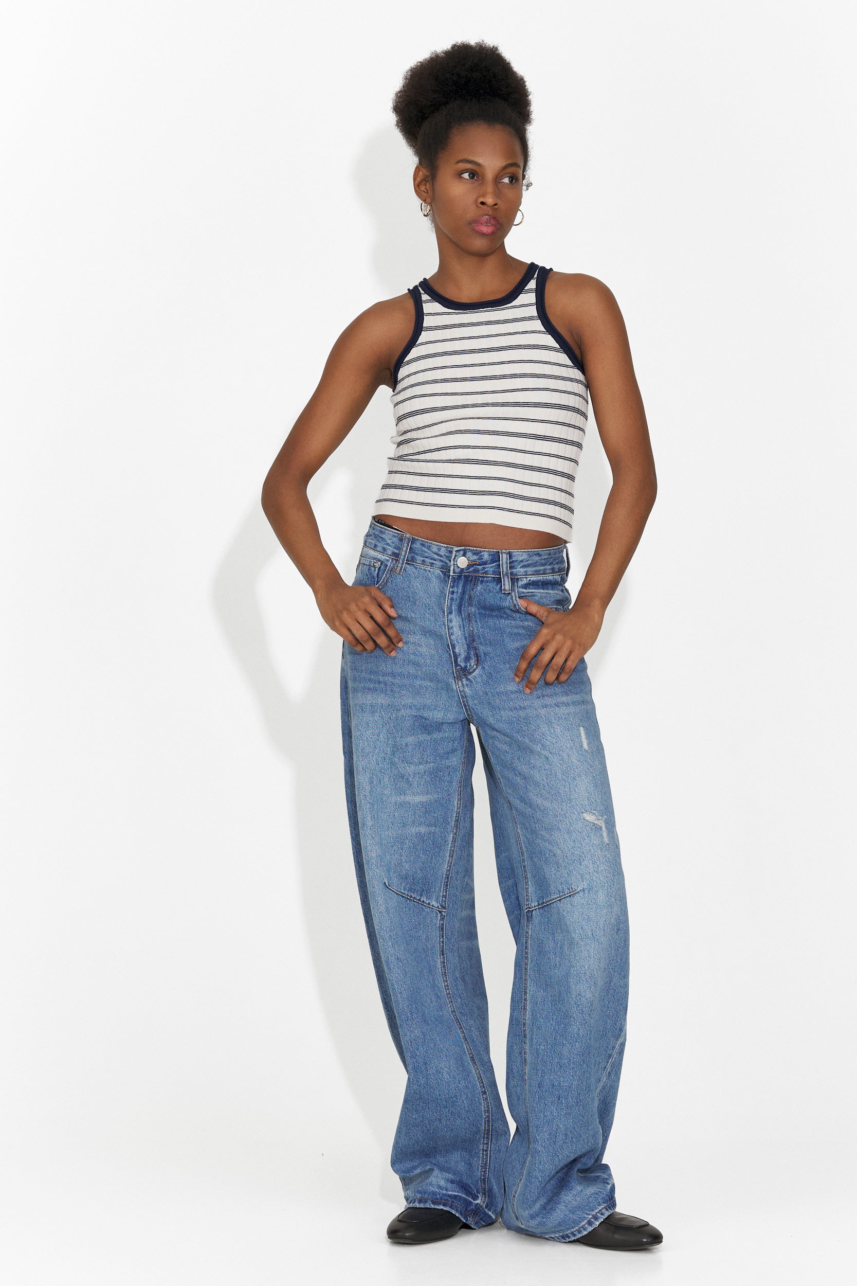 Maiou dama alb Elyza Bogas