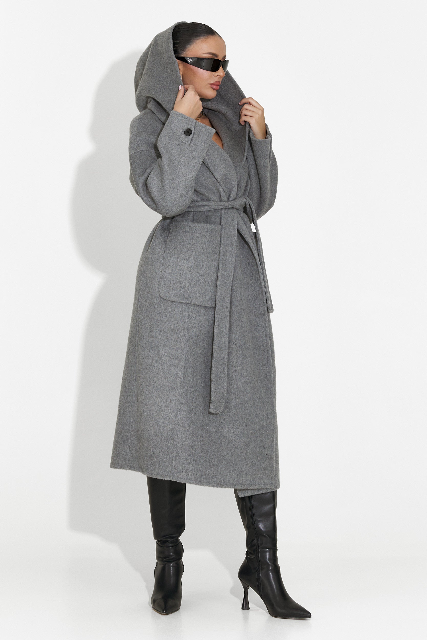 Elegant Grey Women's Coat Carivana Bogas