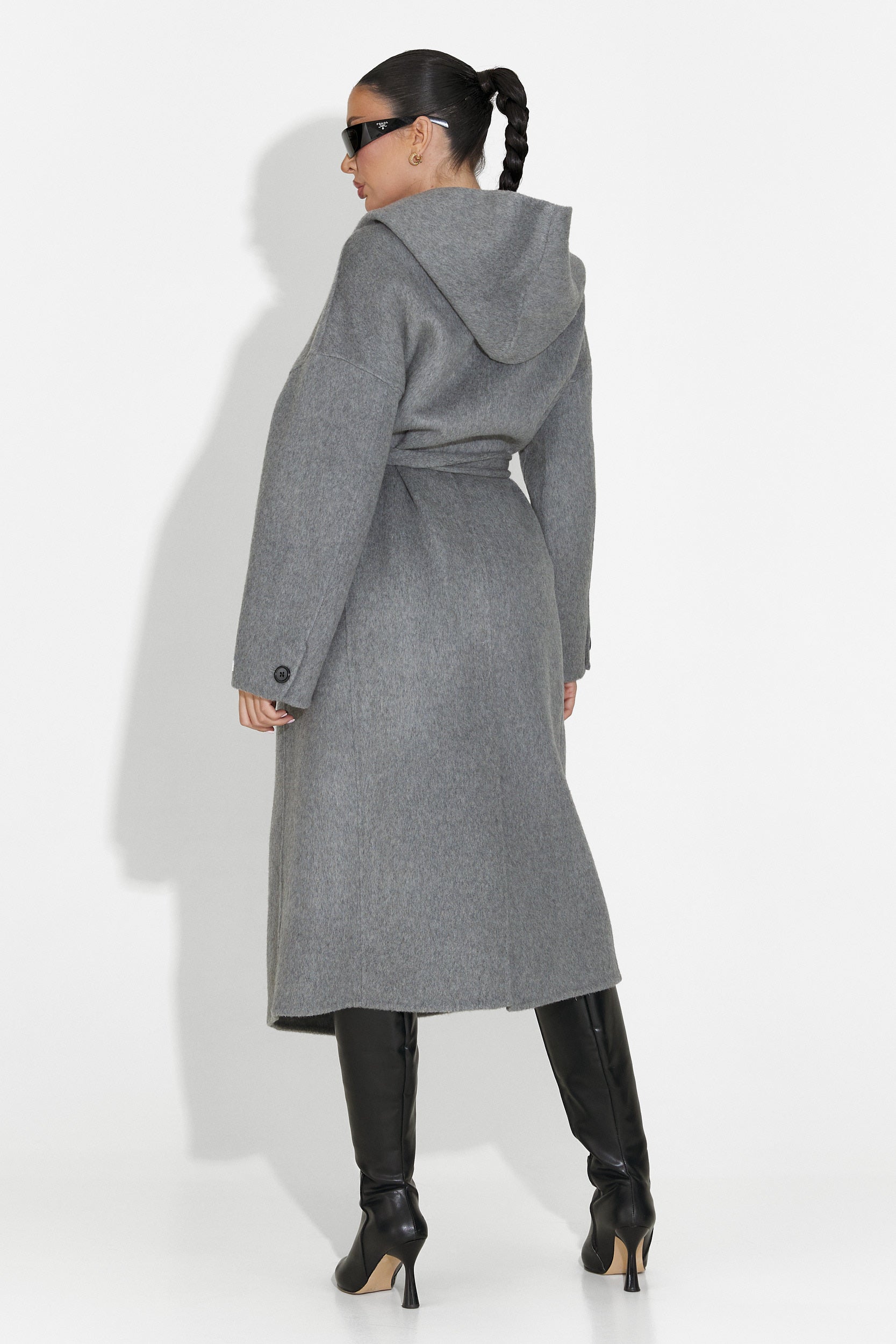 Elegant Grey Women's Coat Carivana Bogas