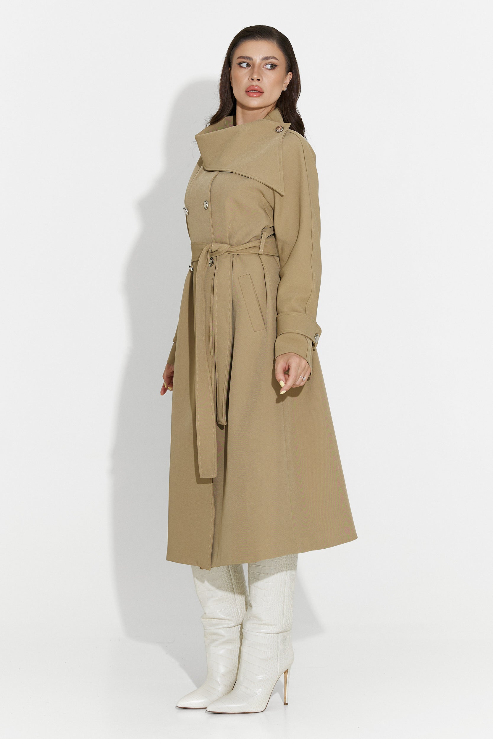 Women's medium brown coat Scotie Bogas