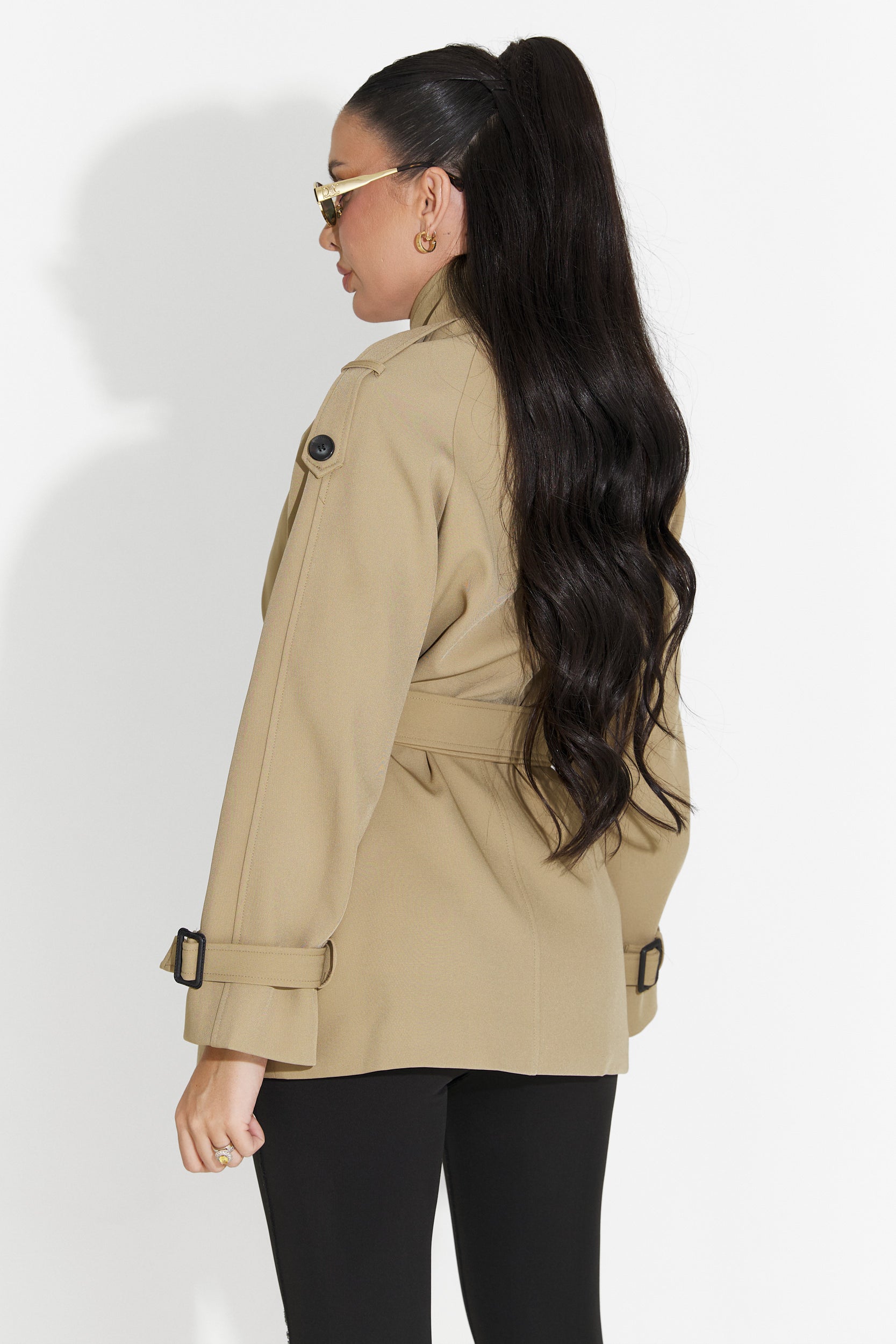 Short brown women's coat Cenavia Bogas