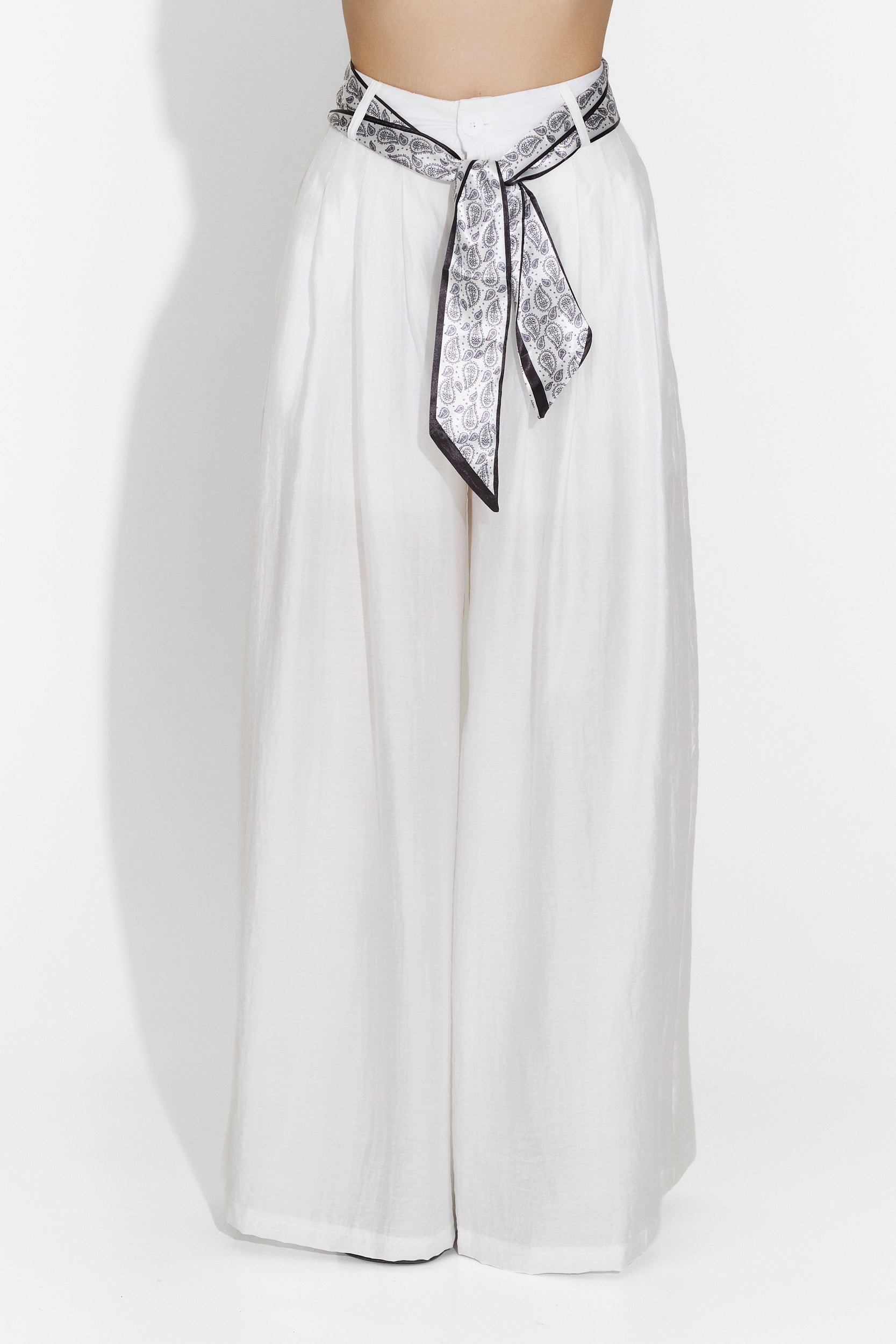Pantaloni dama casual albi Benito Bogas
