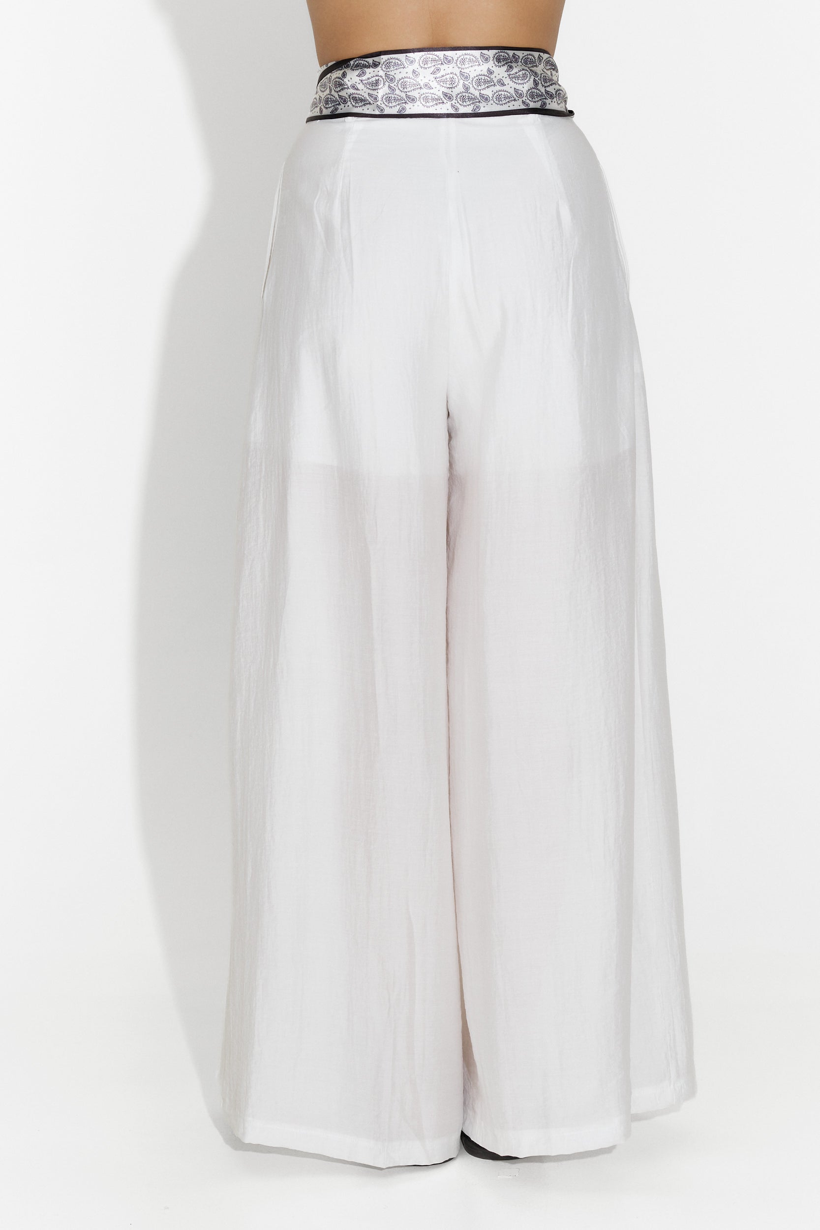 Pantaloni dama casual albi Benito Bogas