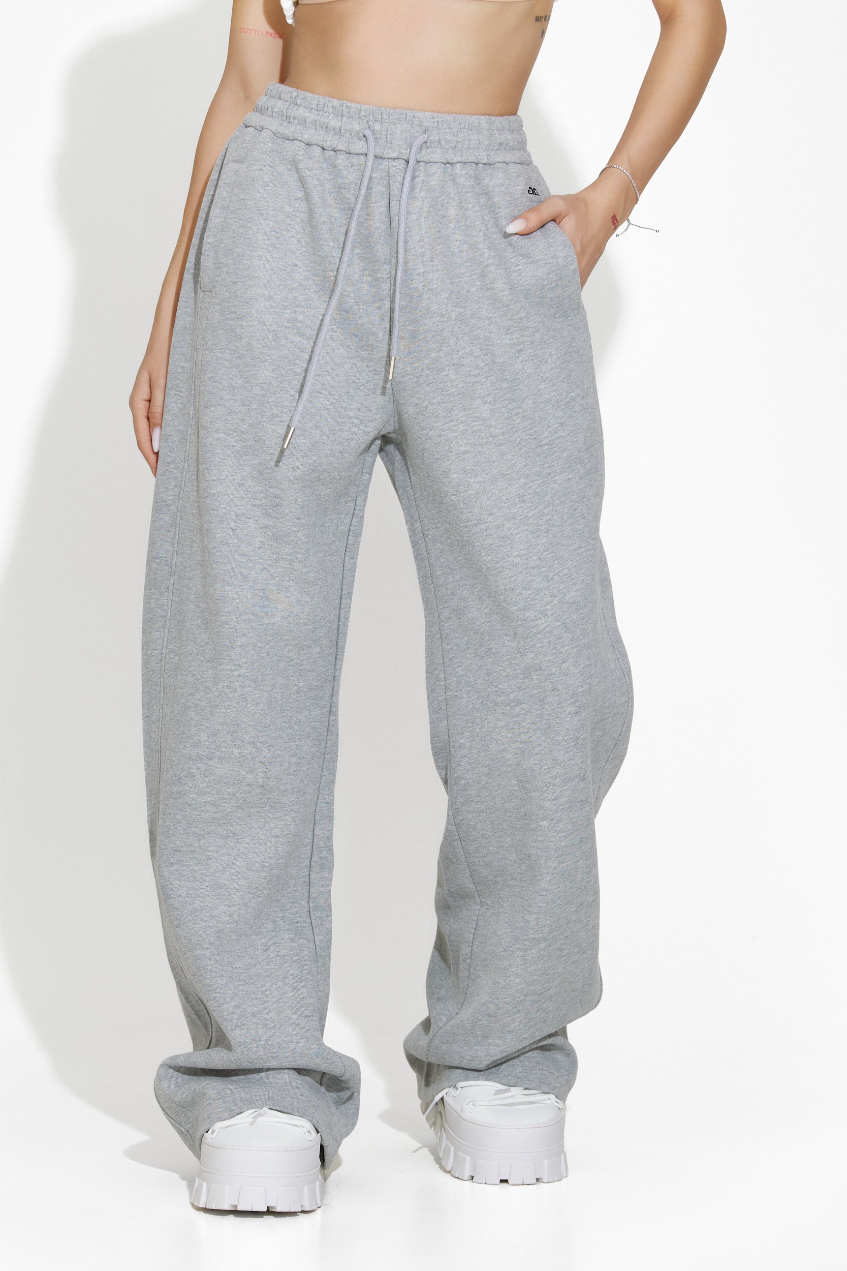 Pantaloni dama casual gri Manye Bogas