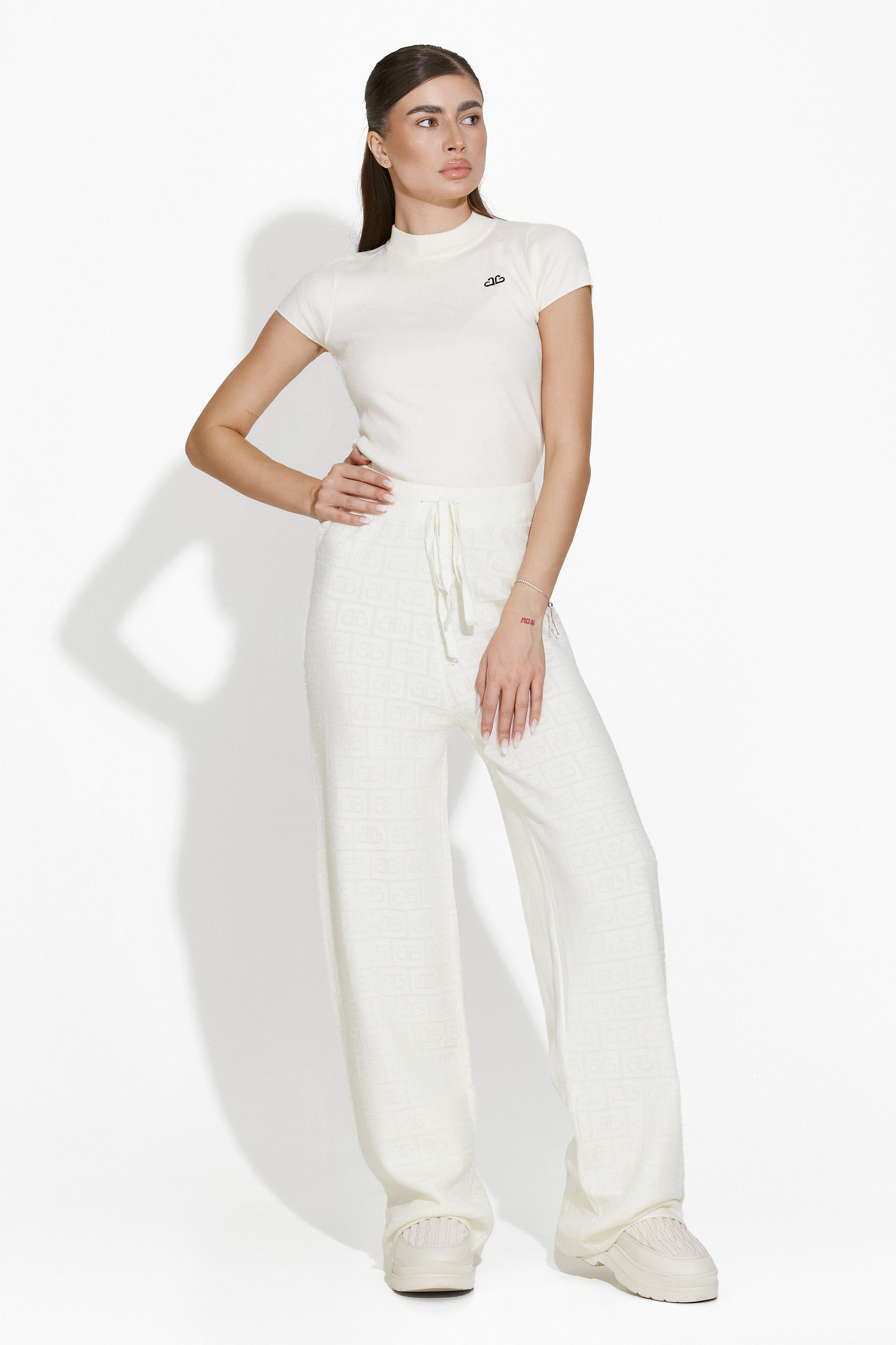 Pantaloni dama casual albi Tisya Bogas