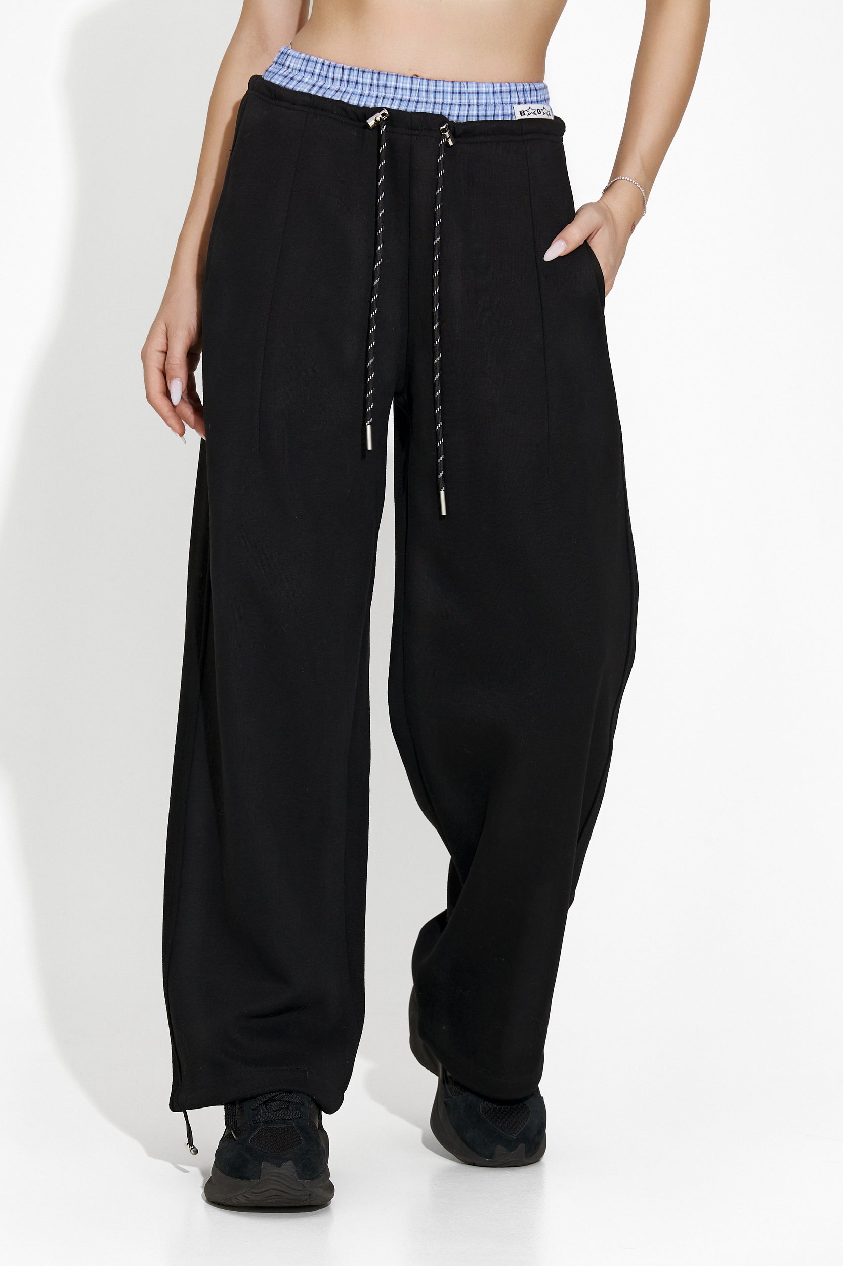 Pantaloni dama casual negri Elease Bogas