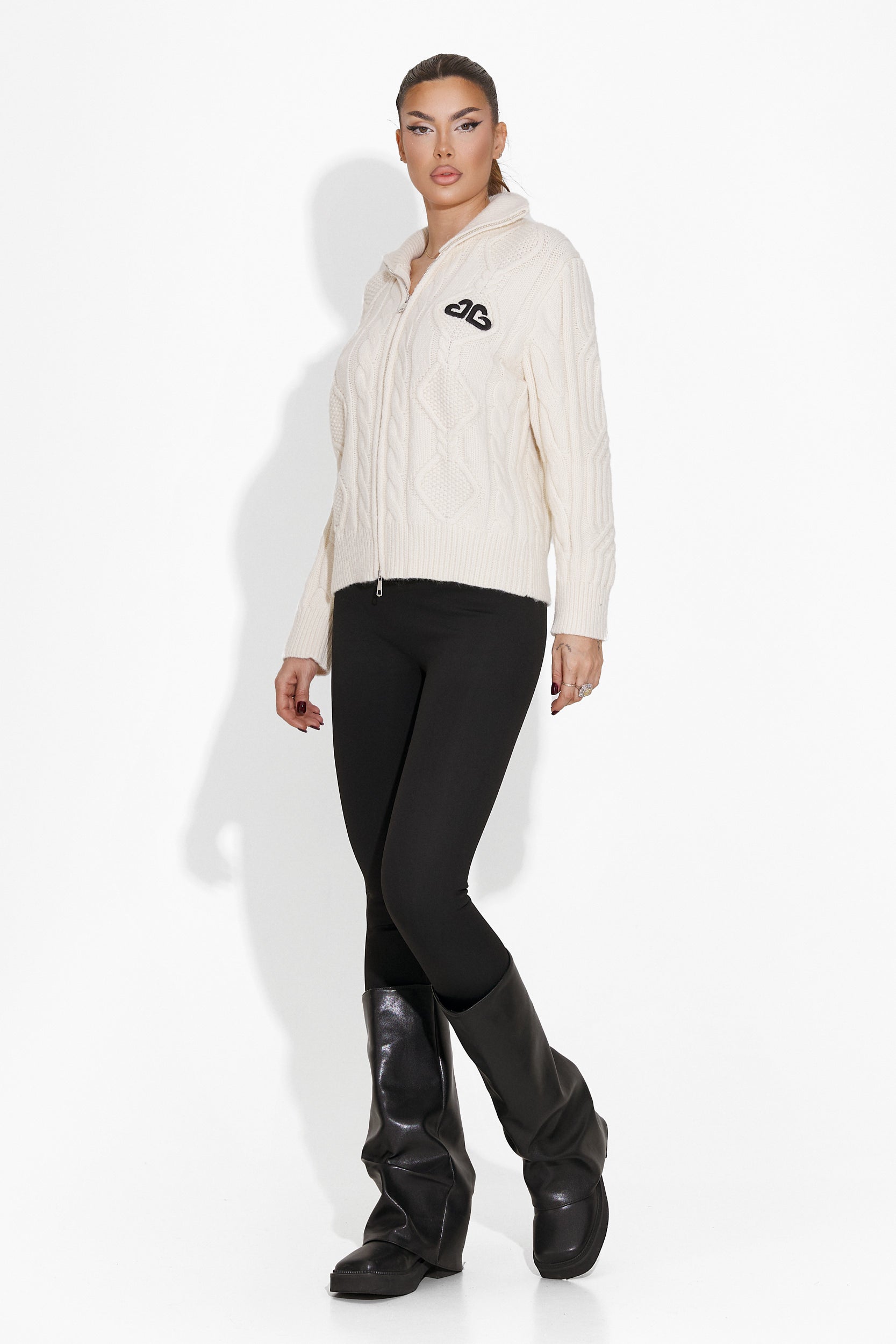 Women's casual white sweater Winteryn Bogas