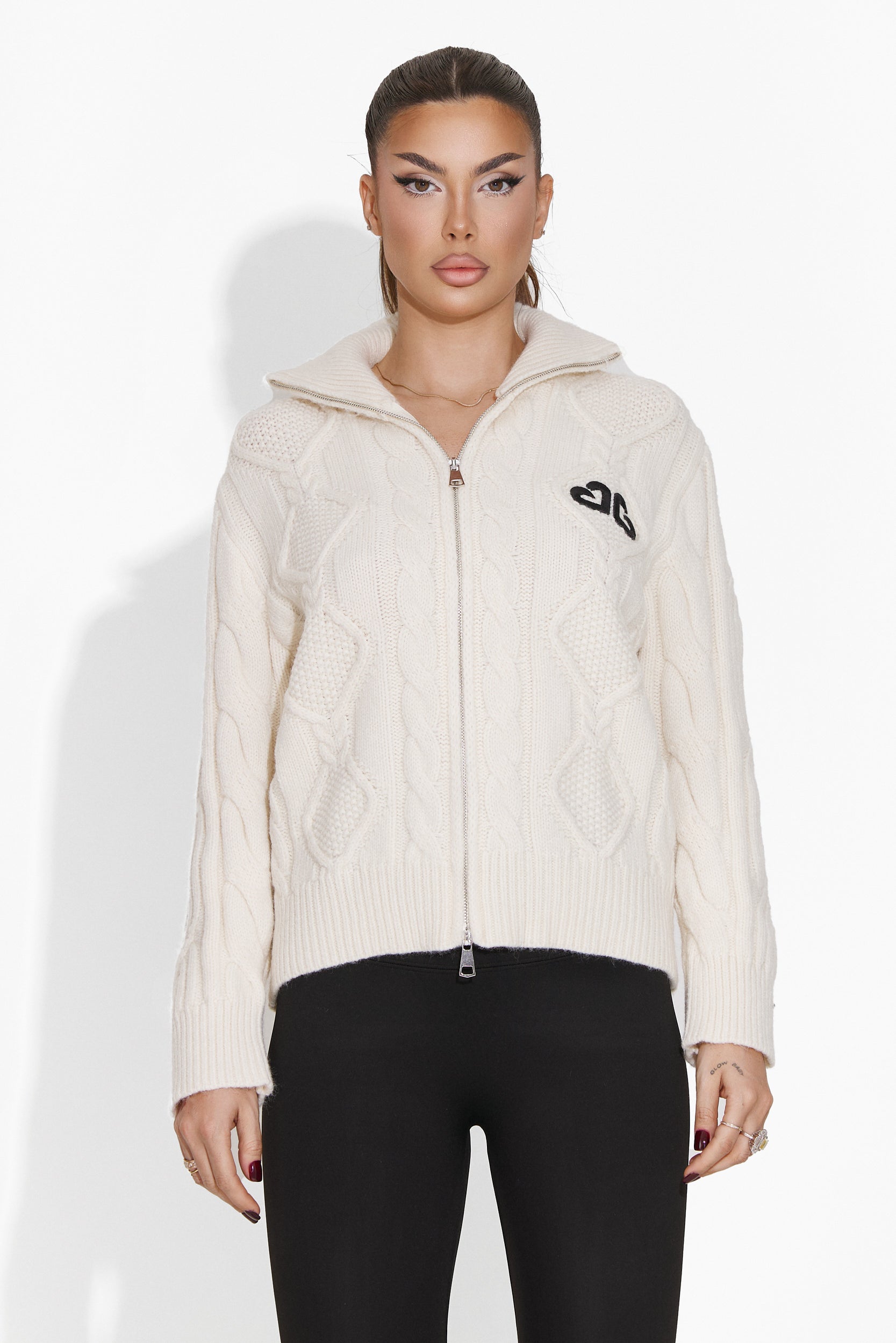 Women's casual white sweater Winteryn Bogas