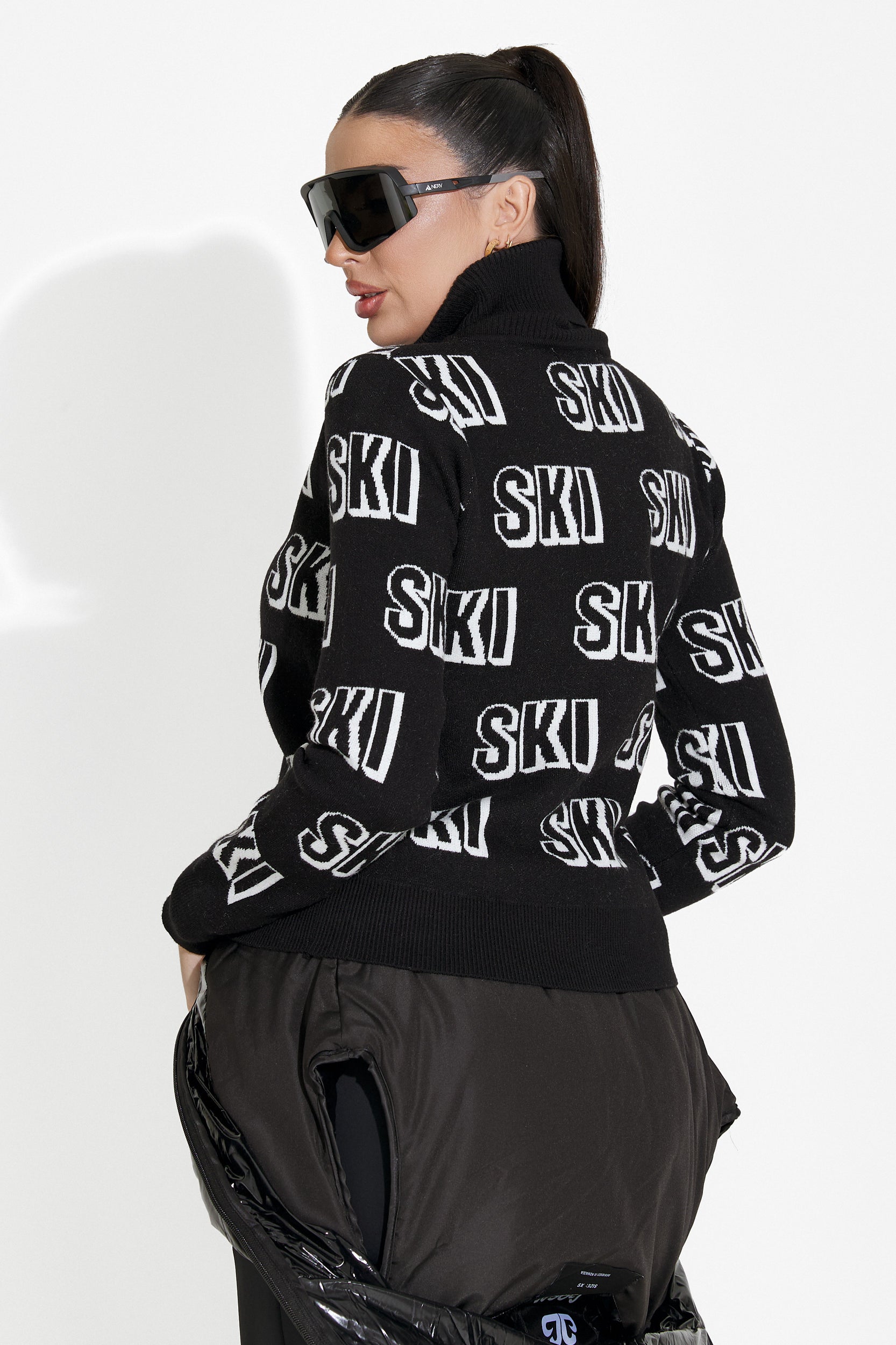 Caresia Bogas Black Women's Ski Sweater