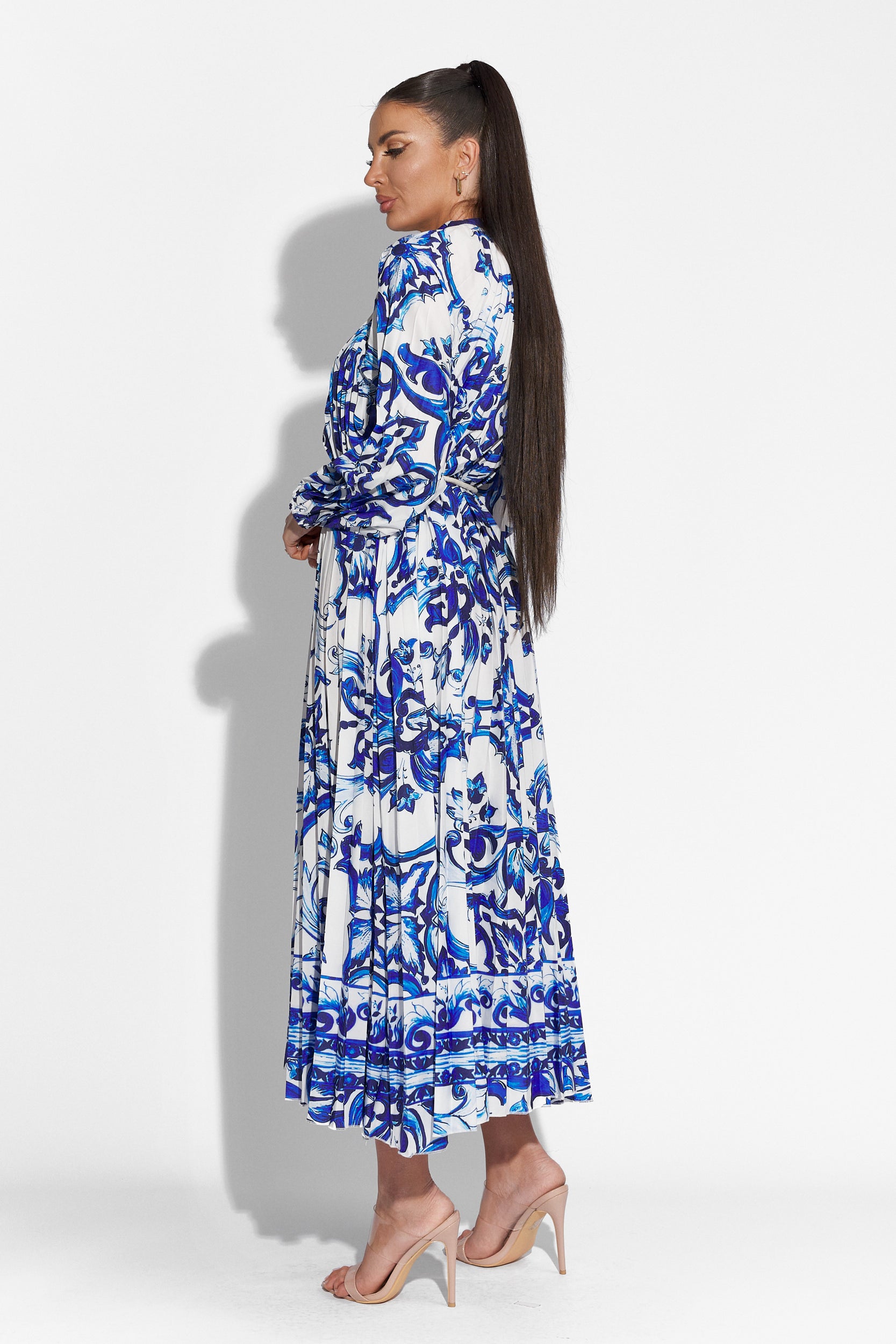 Ladies long blue dress Inverty Bogas