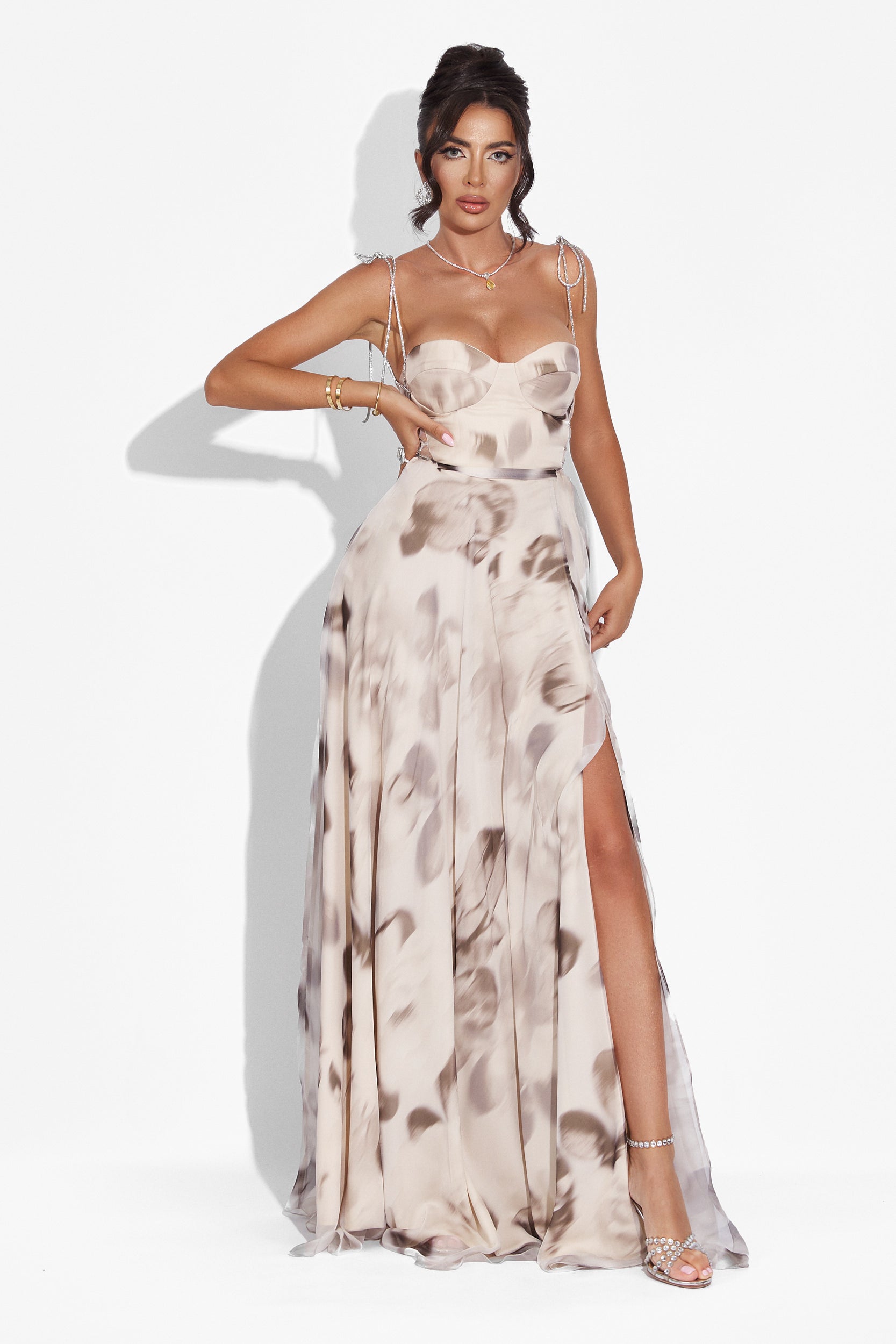 Rochie dama lunga bej Galizana Bogas