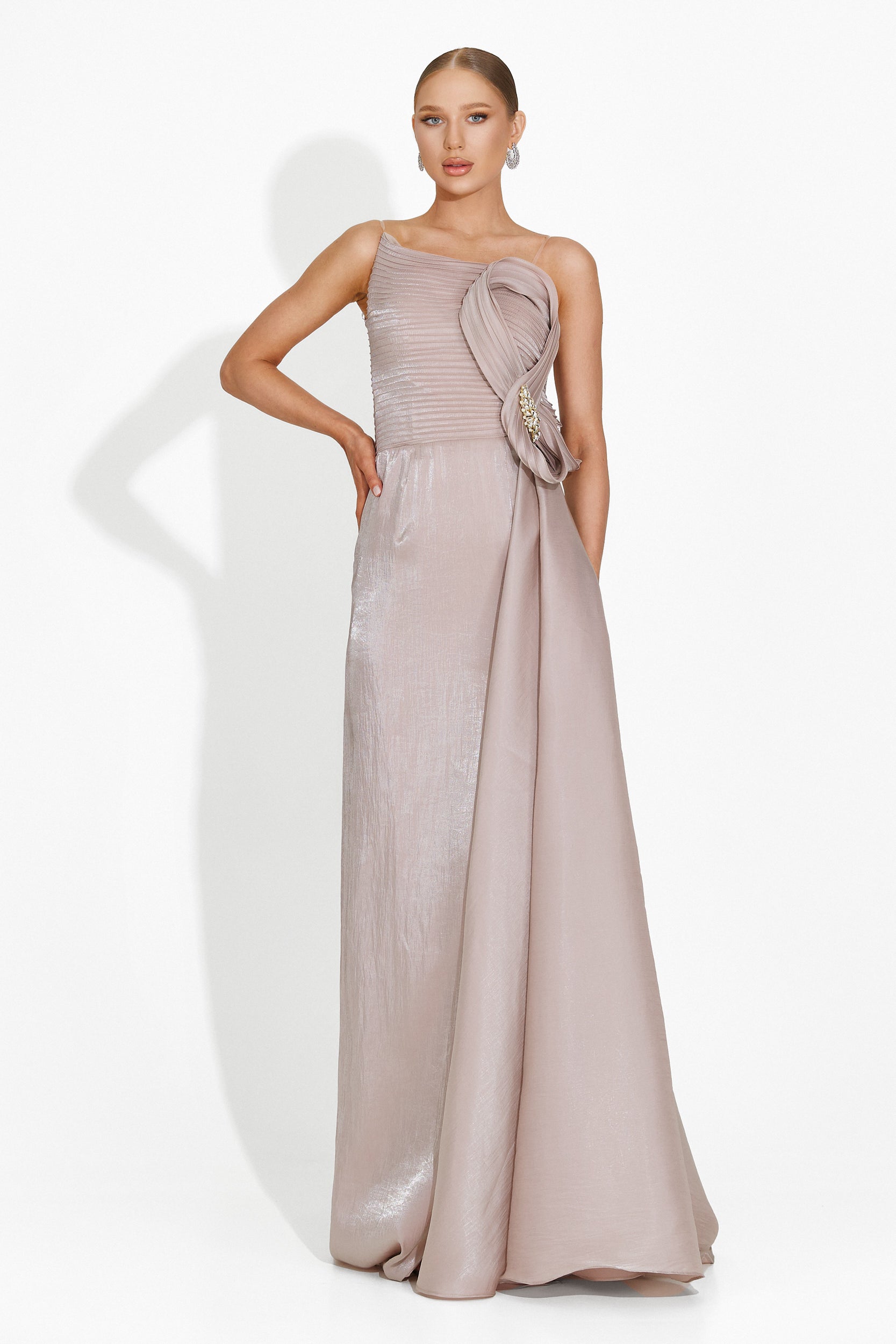 Rochie dama lunga bej Verlie Bogas