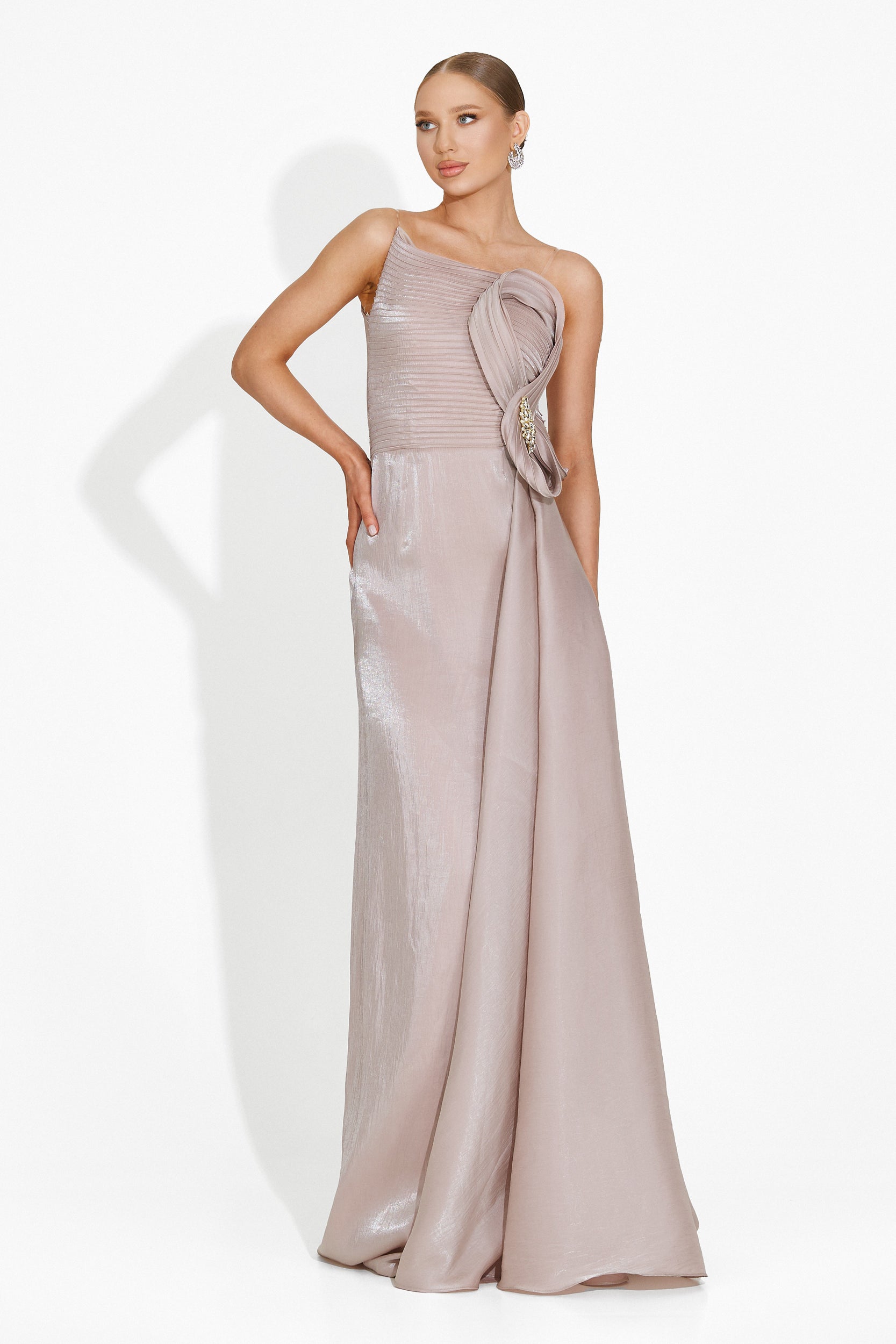 Rochie dama lunga bej Verlie Bogas