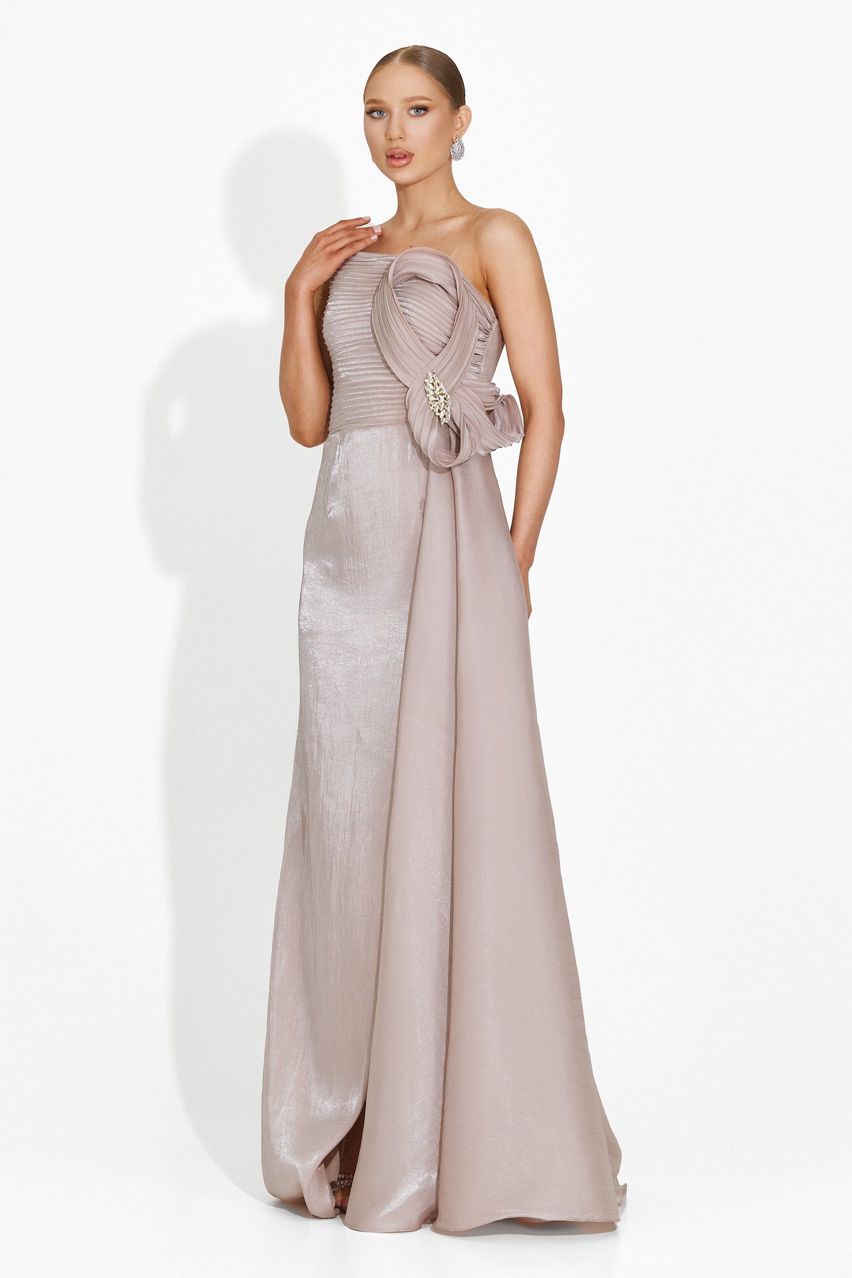 Rochie dama lunga bej Verlie Bogas