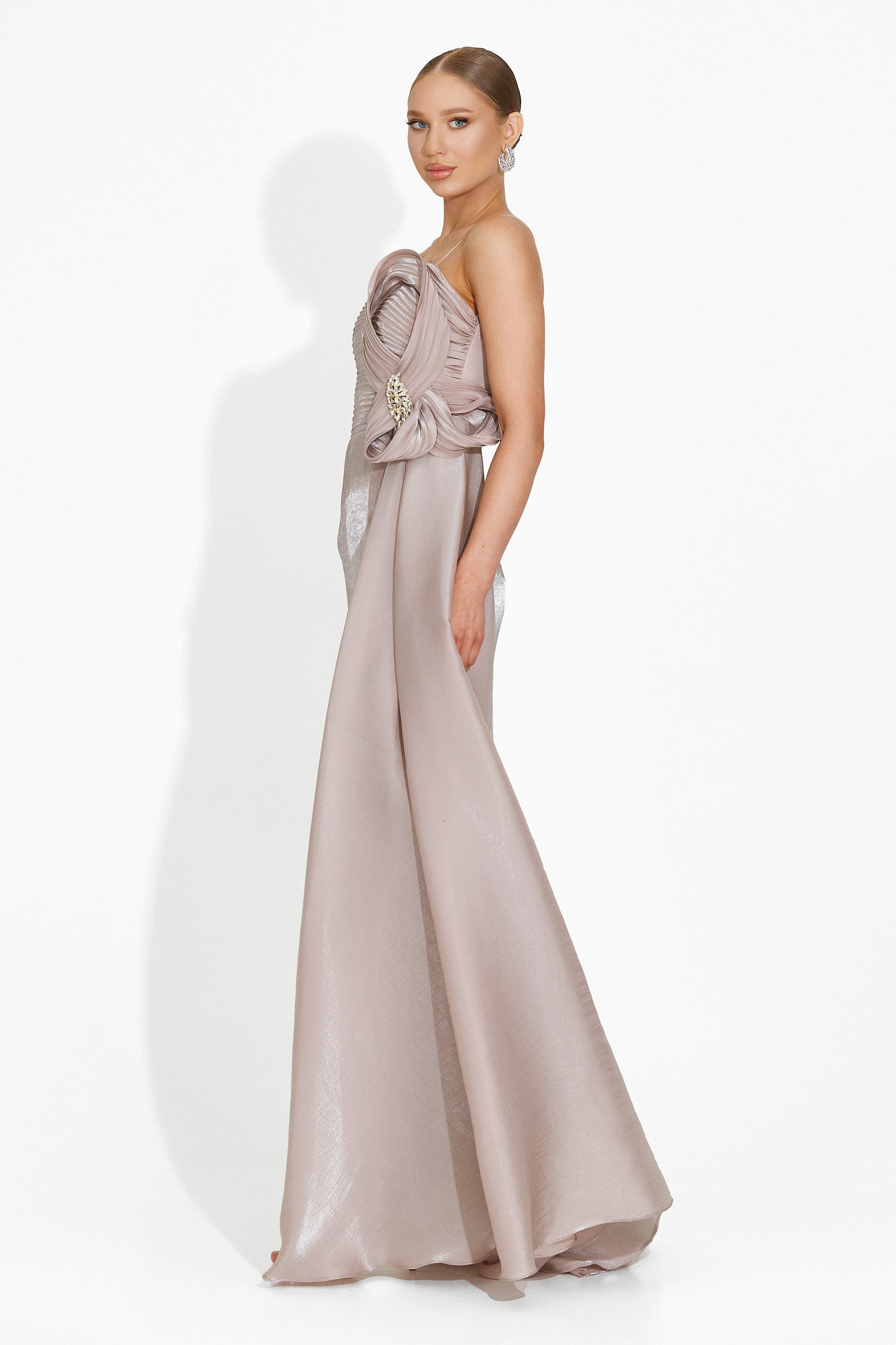Rochie dama lunga bej Verlie Bogas